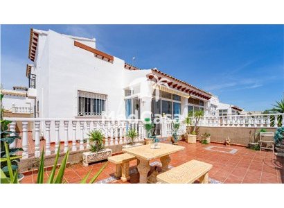 Adosado esquina - Segunda mano - Orihuela Costa - Punta Prima