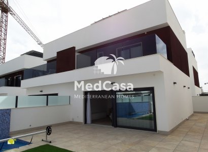 Adosado - Obra nueva -
            Santiago de la Ribera - MM-794