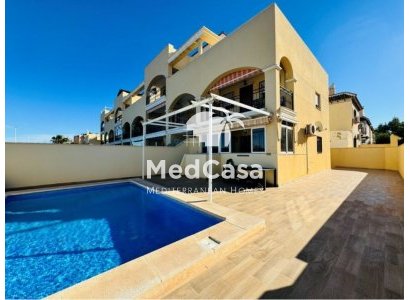 Apartamento planta baja - Segunda mano - La Mata -
                La Mata (Torrevieja)