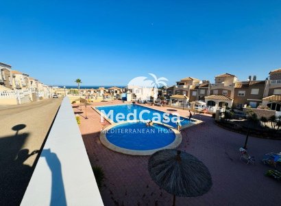 Apartamento planta baja - Segunda mano - Torrevieja - Torrevieja