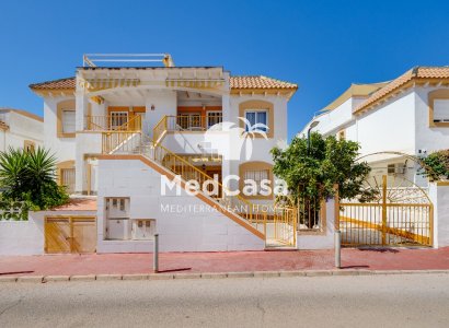 Ático - Segunda mano - Torrevieja -
                Torrevieja