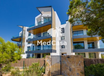 Ground floor apartment - Resale -
            Golf Las Colinas - SPH-071