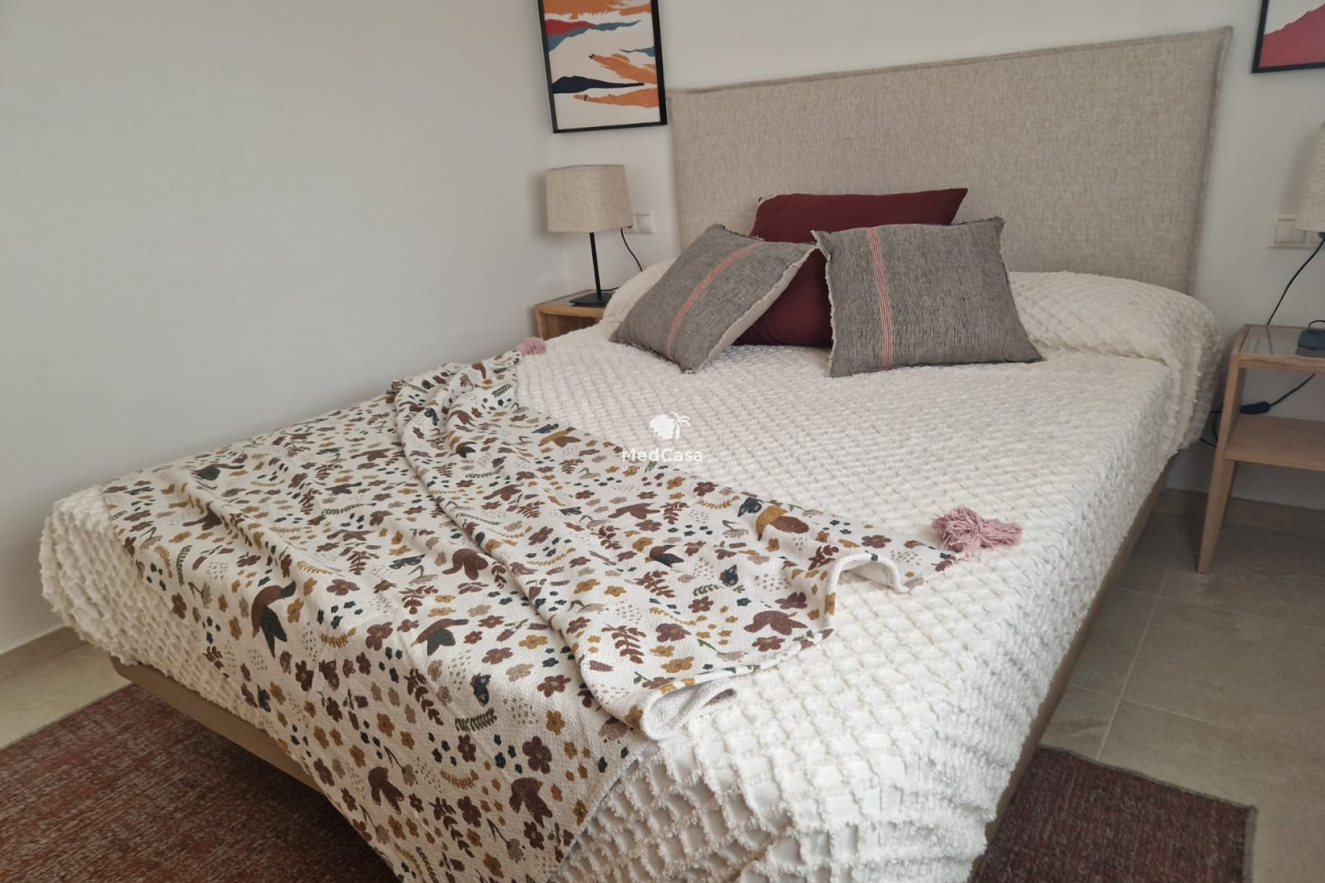 Neubau - Apartment -
Avileses - Jerónimo y Avileses