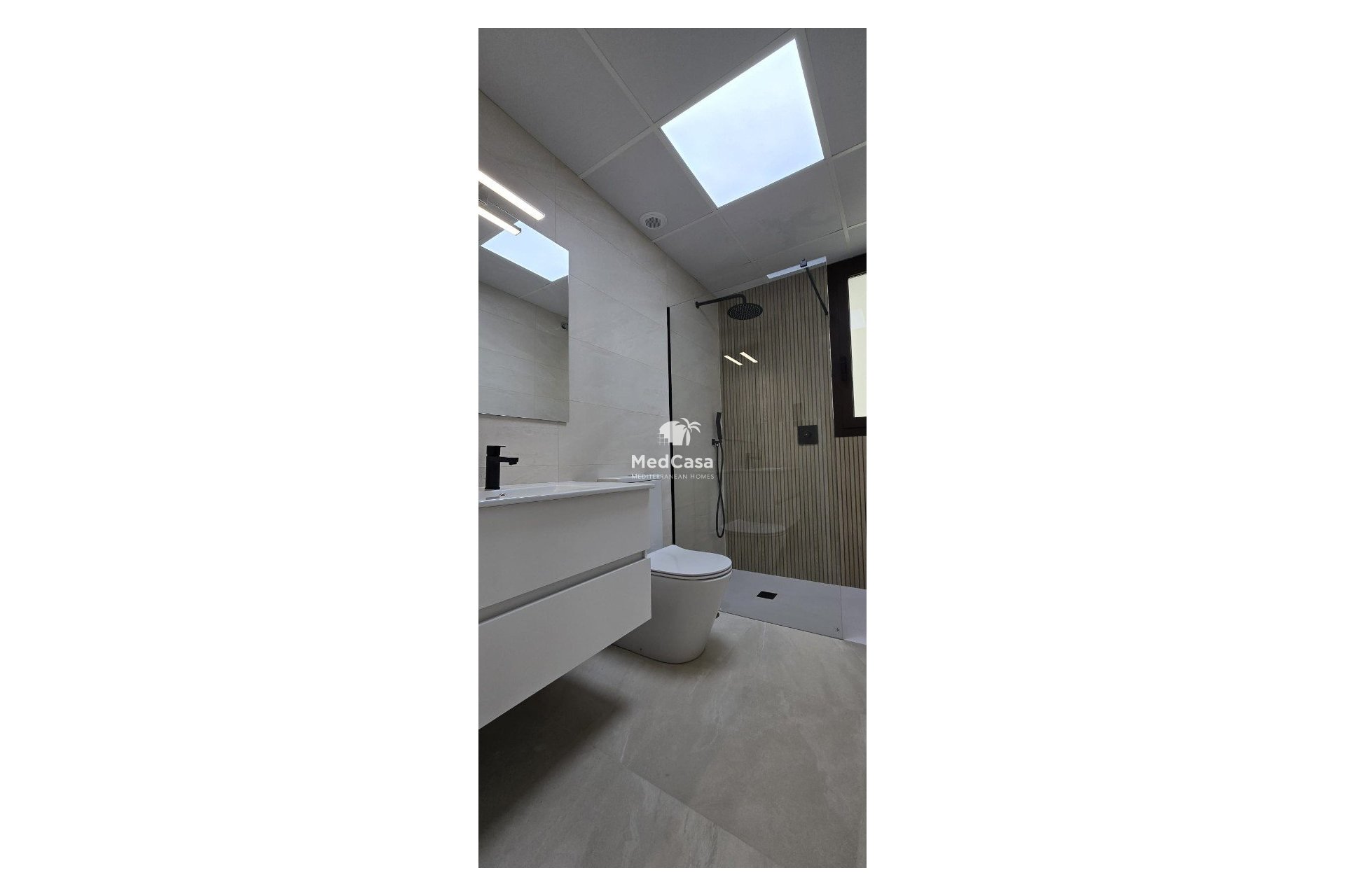 Neubau - Apartment -
La Marina