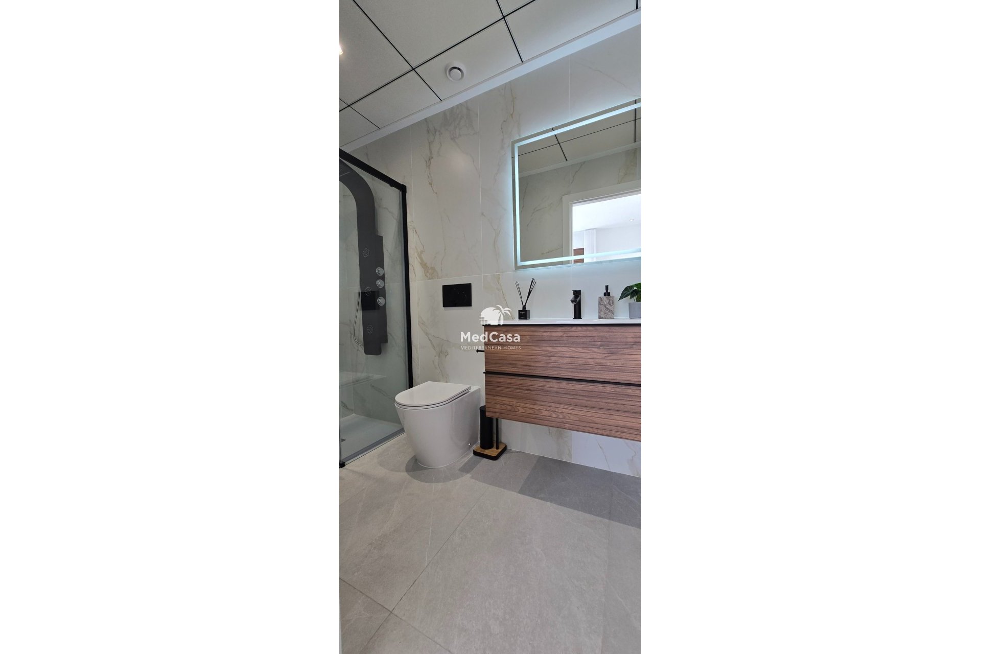 Neubau - Doppelhaushälfte -
Golf Vistabella