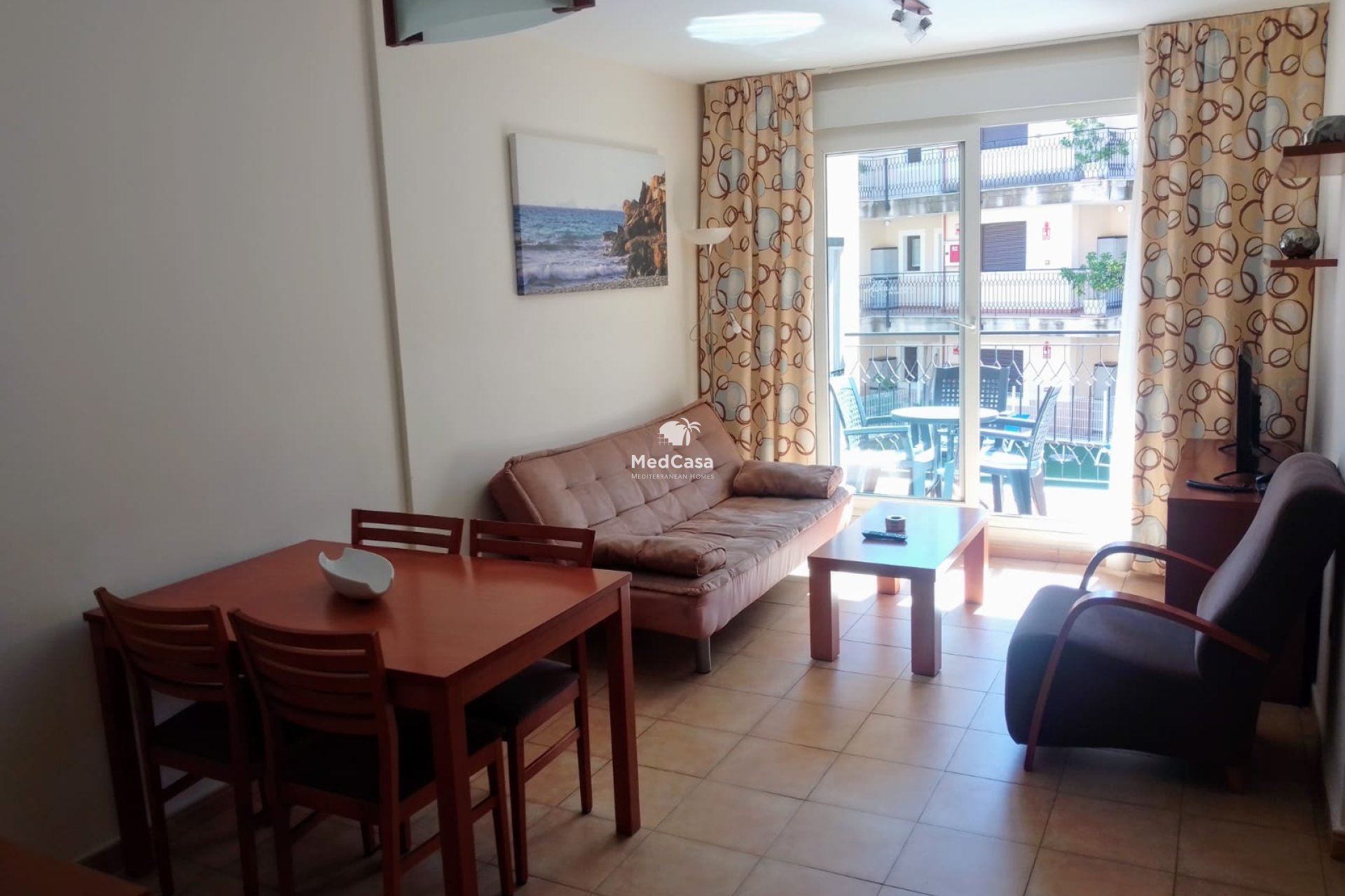 Neubau - Erdgeschosswohnung -
Aguilas