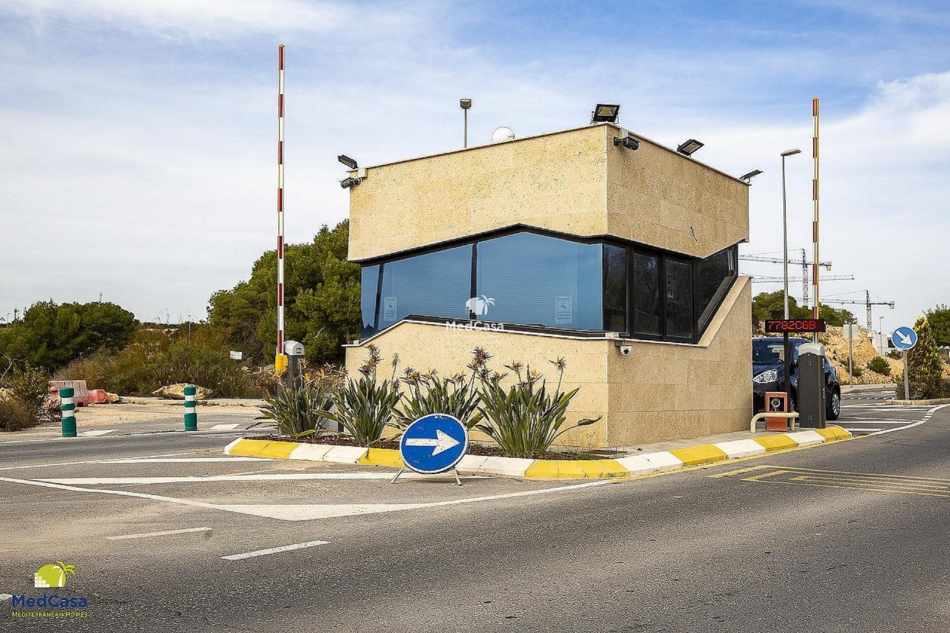 Neubau - Erdgeschosswohnung -
Golf Vistabella