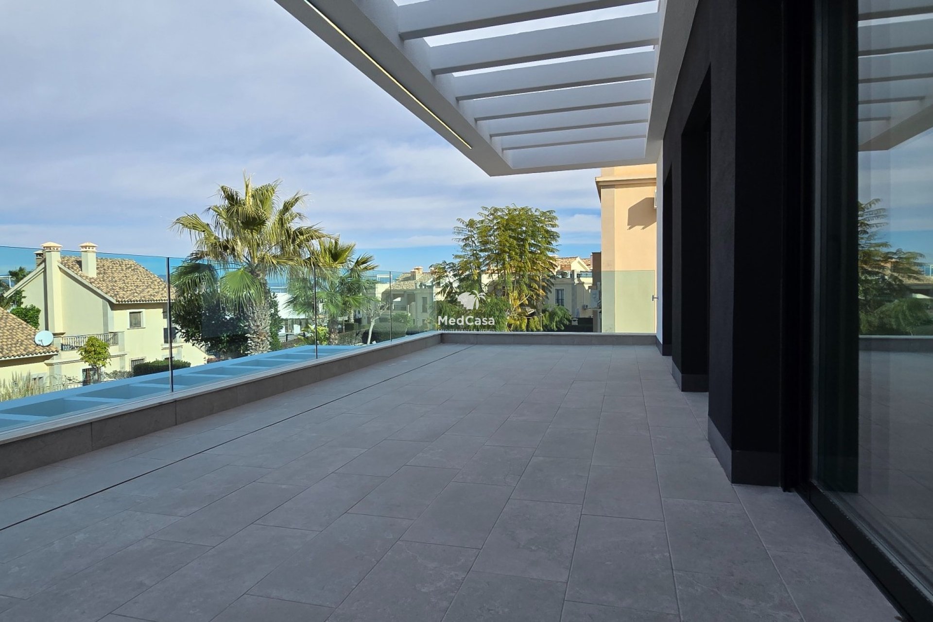 Neubau - Penthousewohnung -
Golf La Finca