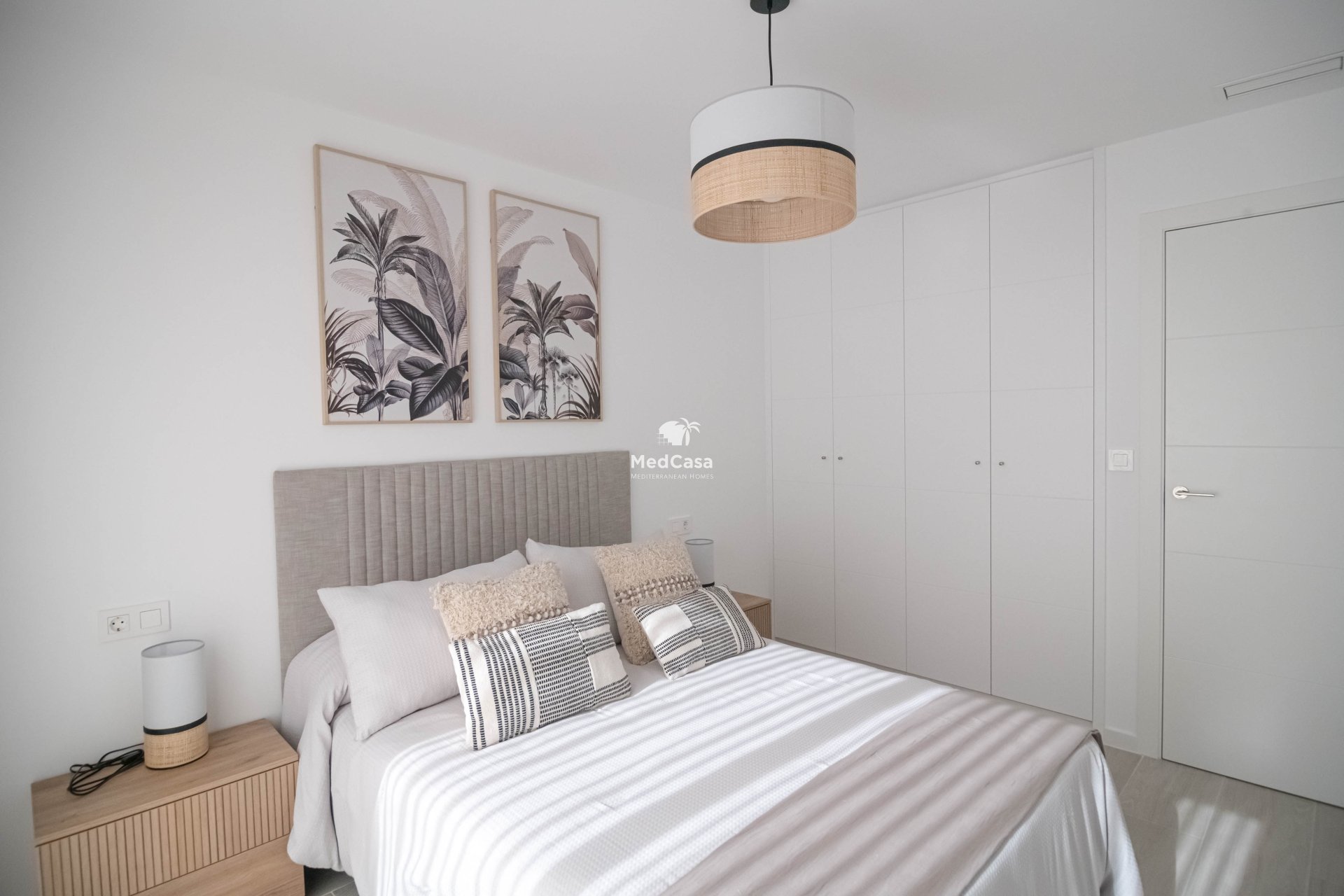 Neubau - Reihenhaus -
Avileses - Jerónimo y Avileses