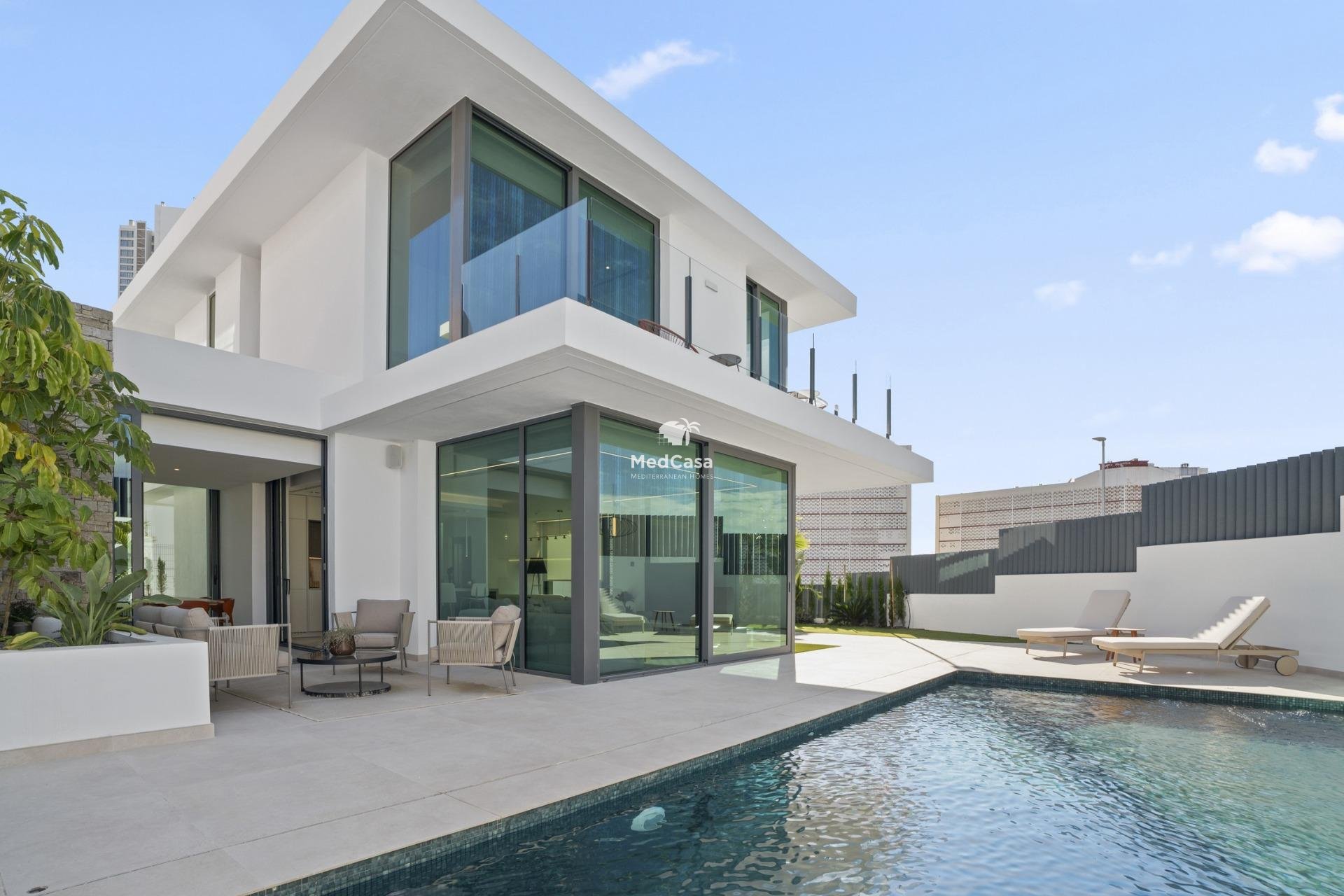 Neubau - Villa -
Benidorm