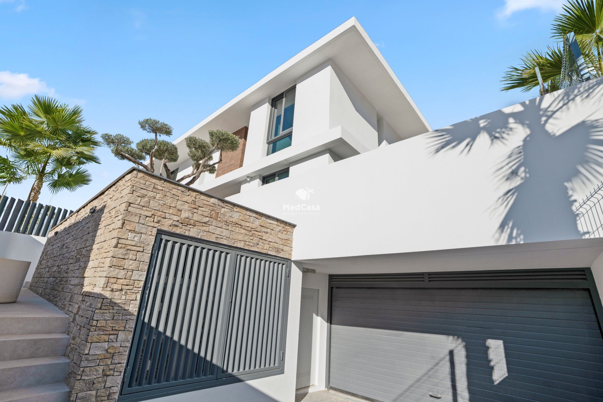 Neubau - Villa -
Benidorm