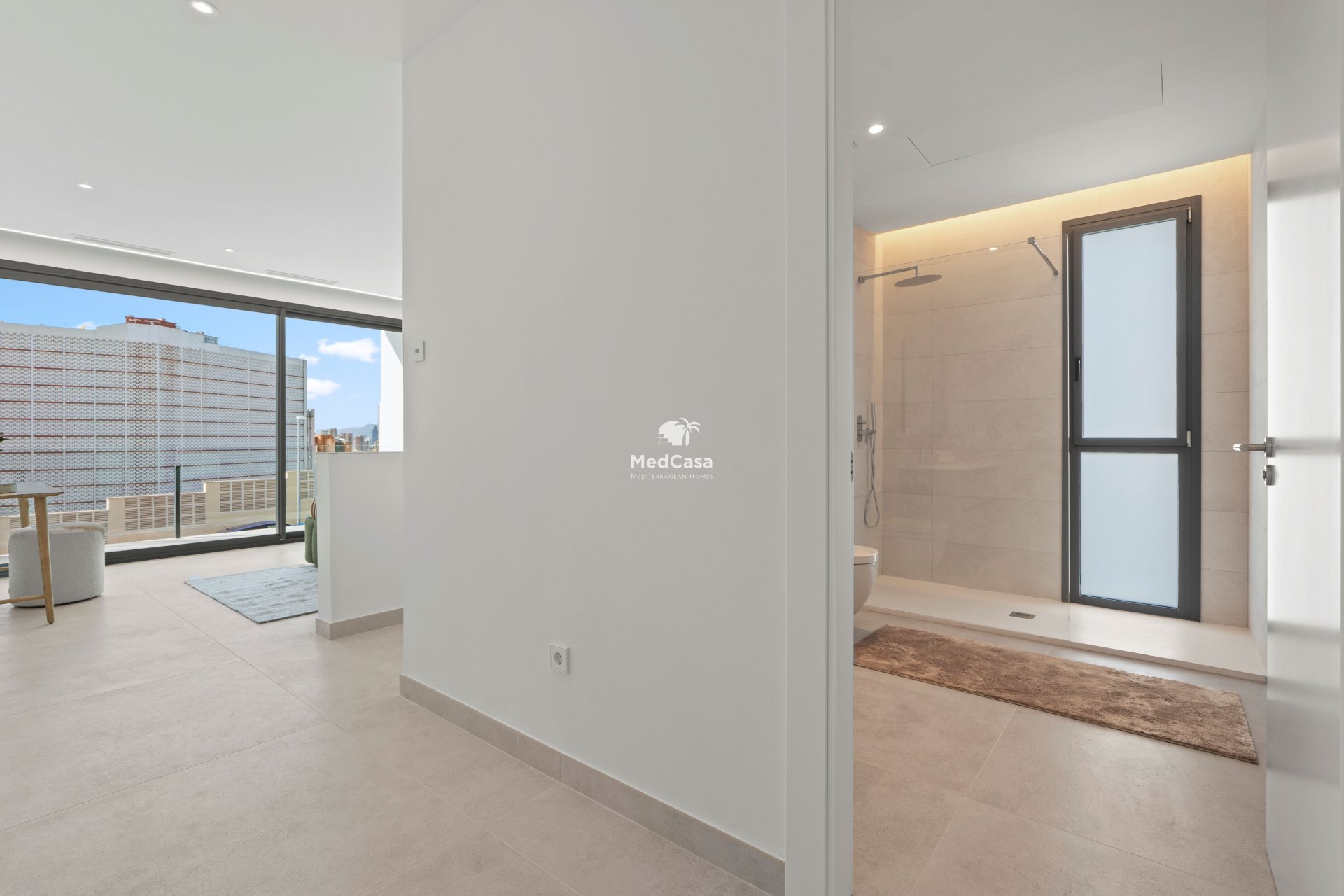 Neubau - Villa -
Benidorm