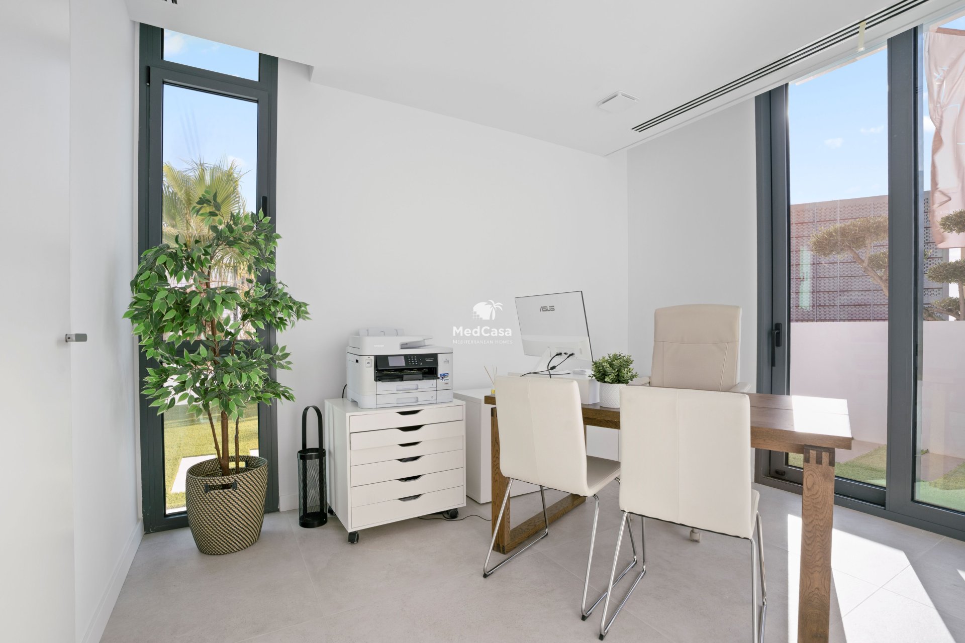 Neubau - Villa -
Benidorm