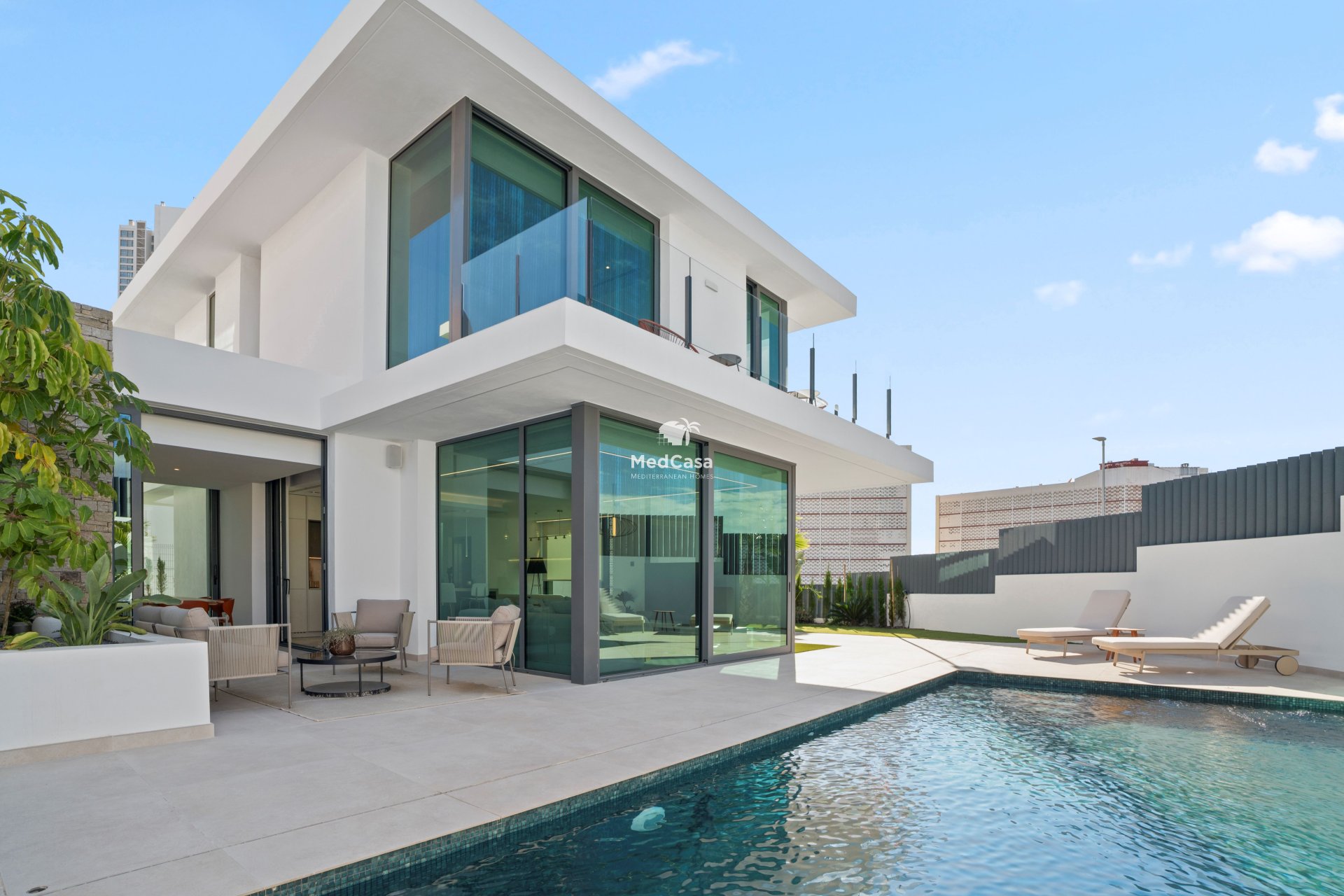 Neubau - Villa -
Benidorm