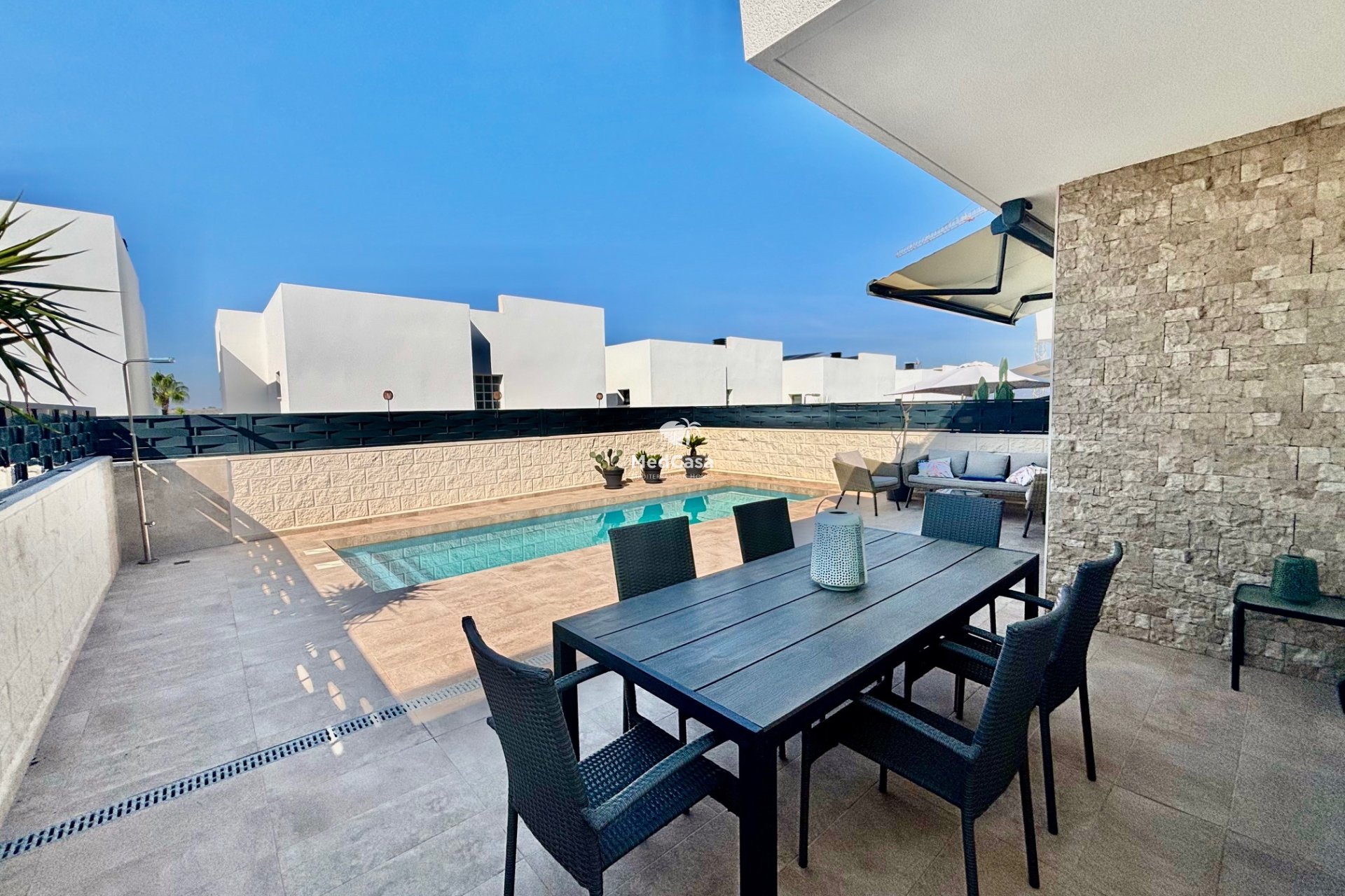 Neubau - Villa -
Benijofar