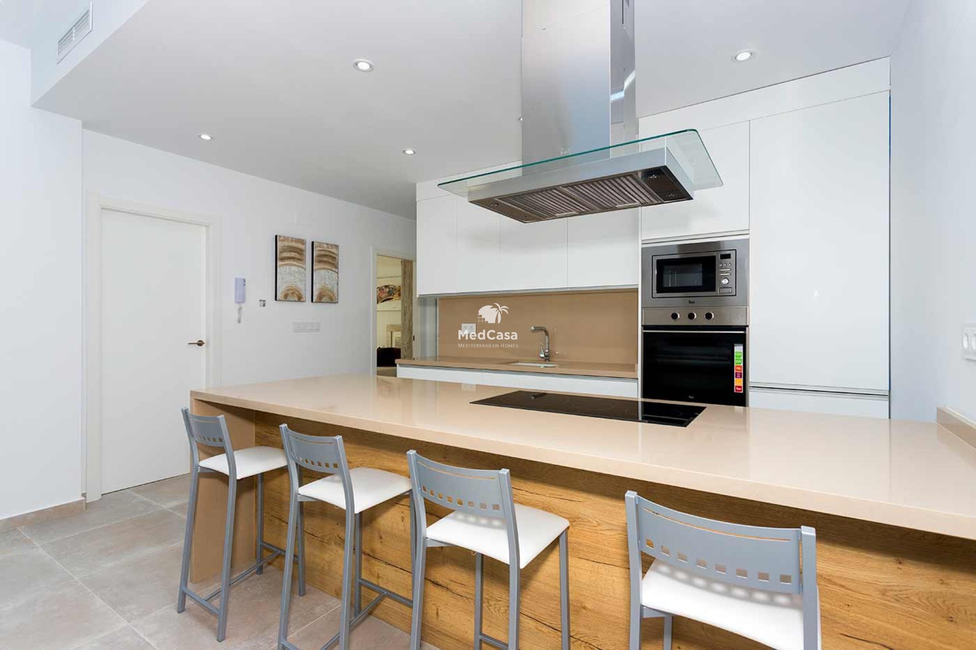 Neubau - Villa -
Daya Nueva