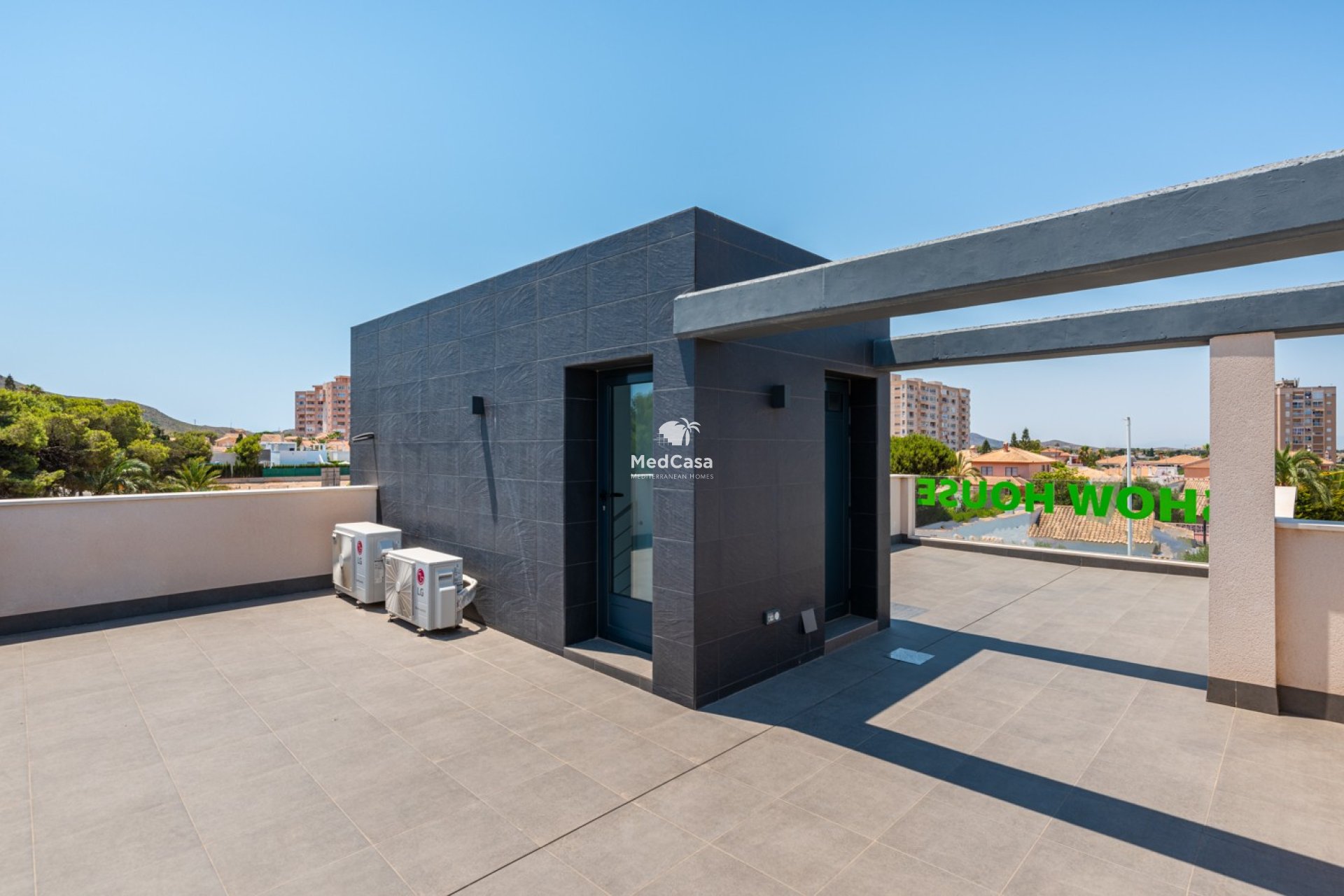 Neubau - Villa -
La Manga