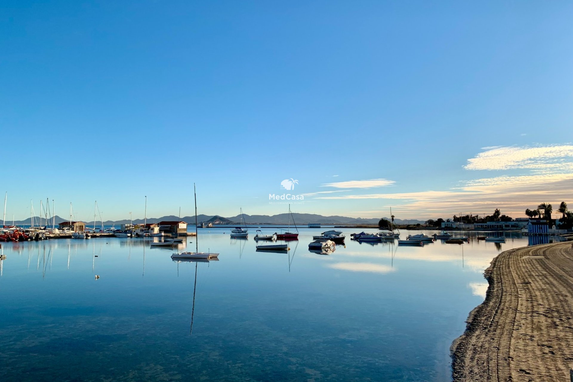 Neubau - Villa -
Los Alcázares