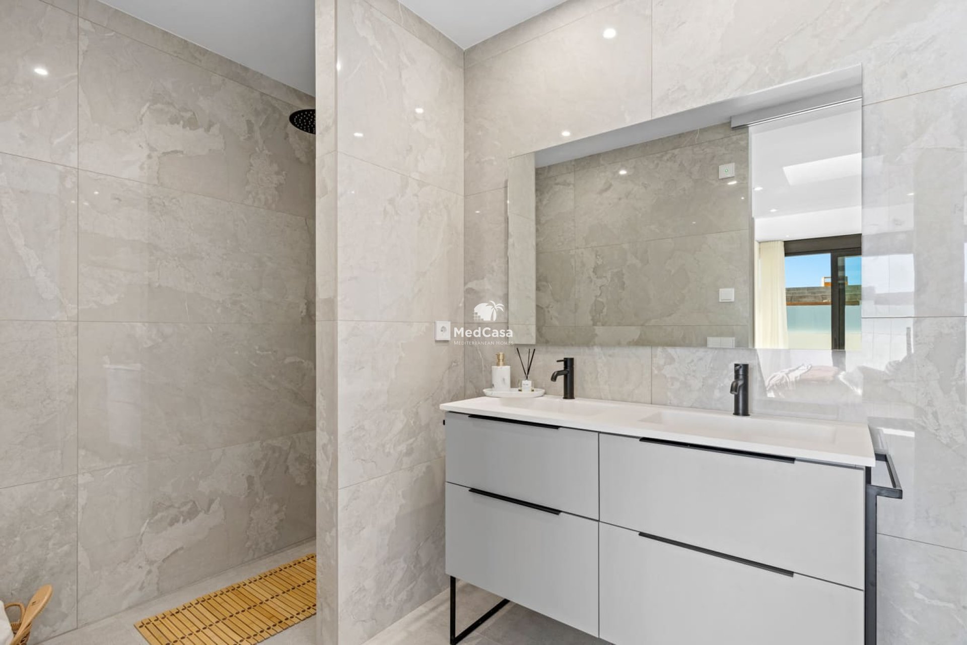 Neubau - Villa -
Polop de La Marina