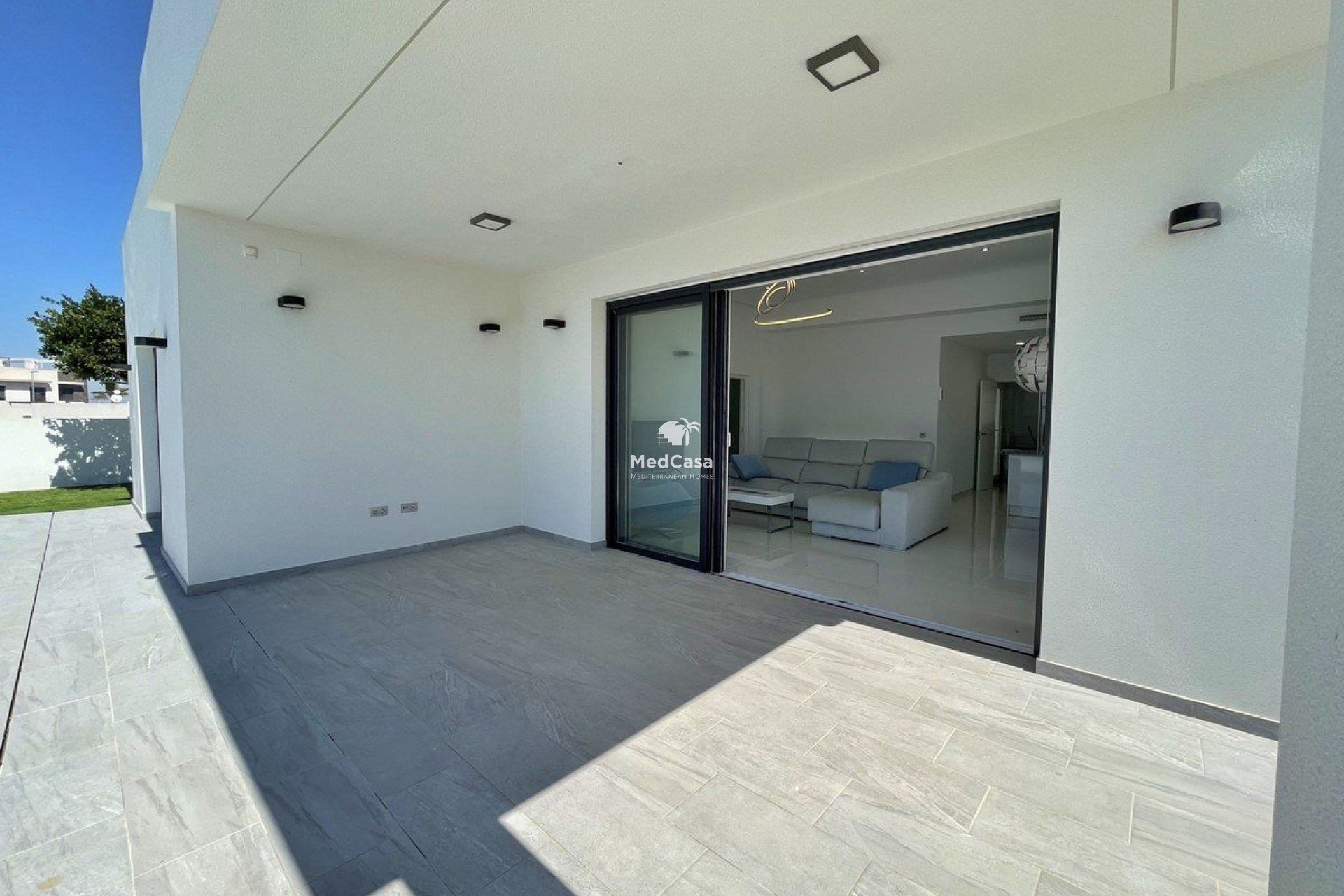 Neubau - Villa -
Rafal