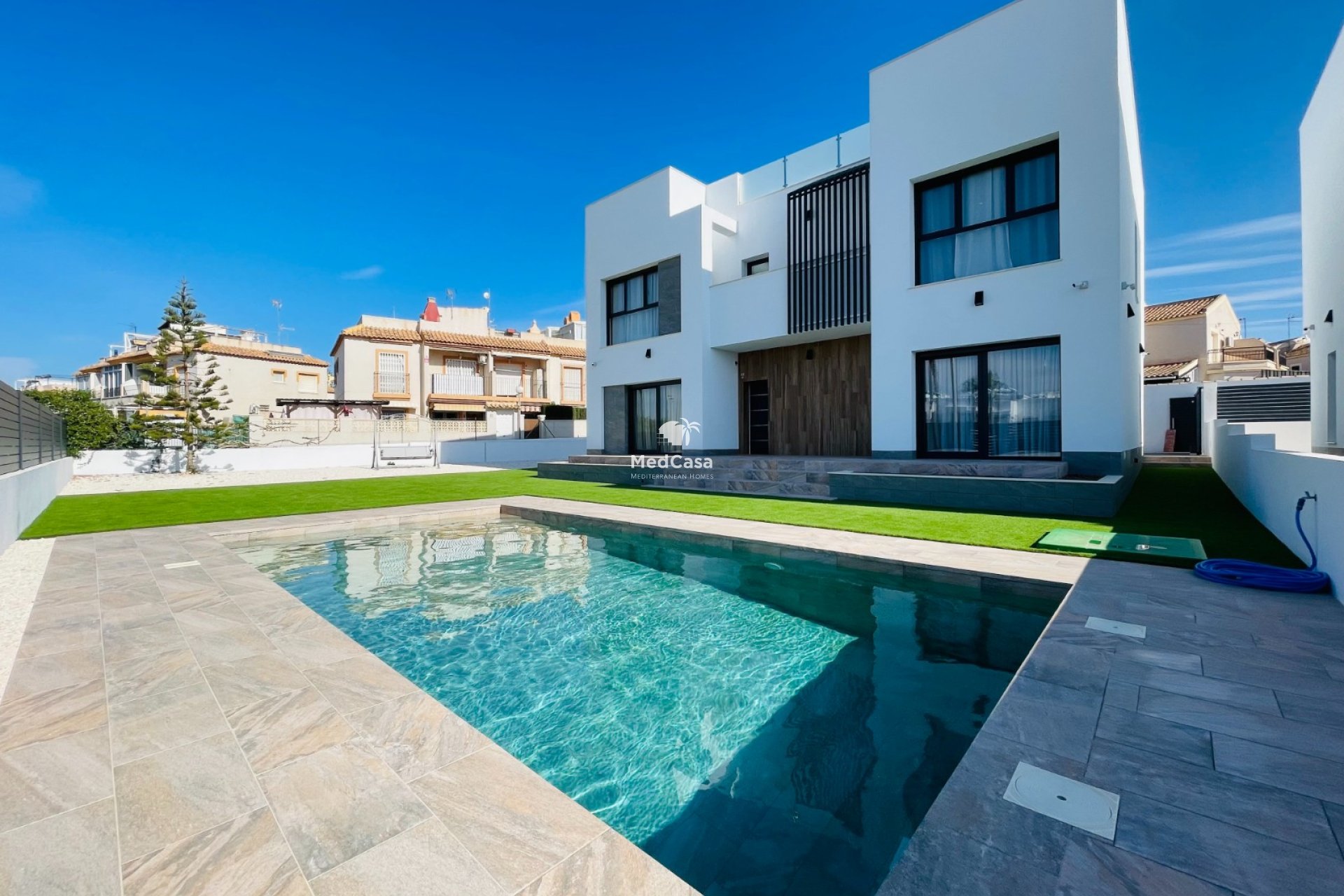 Neubau - Villa -
Torrevieja
