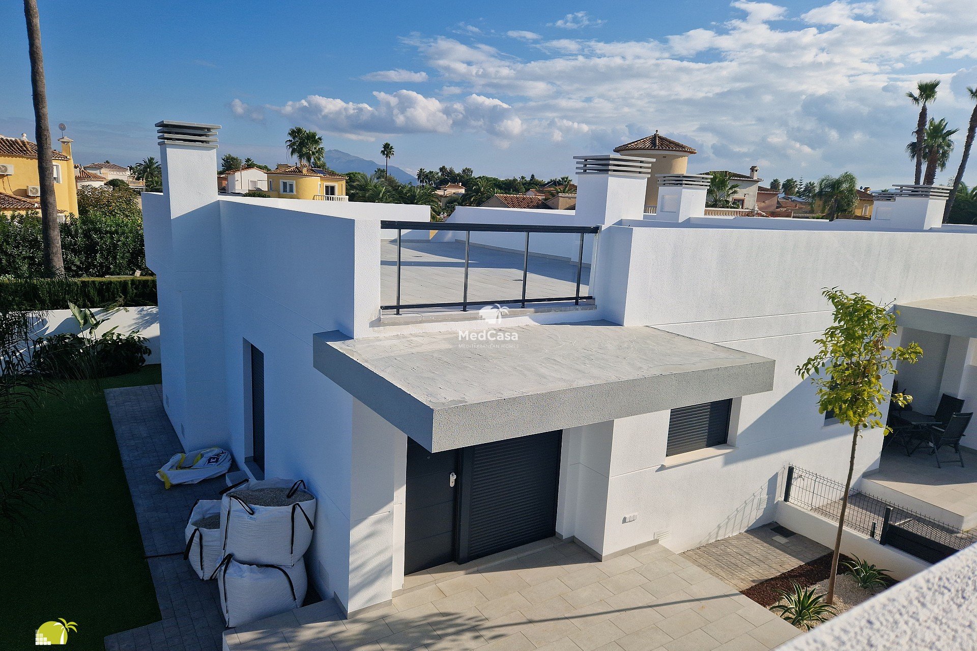 New Build - Semi-detached  -
Denia