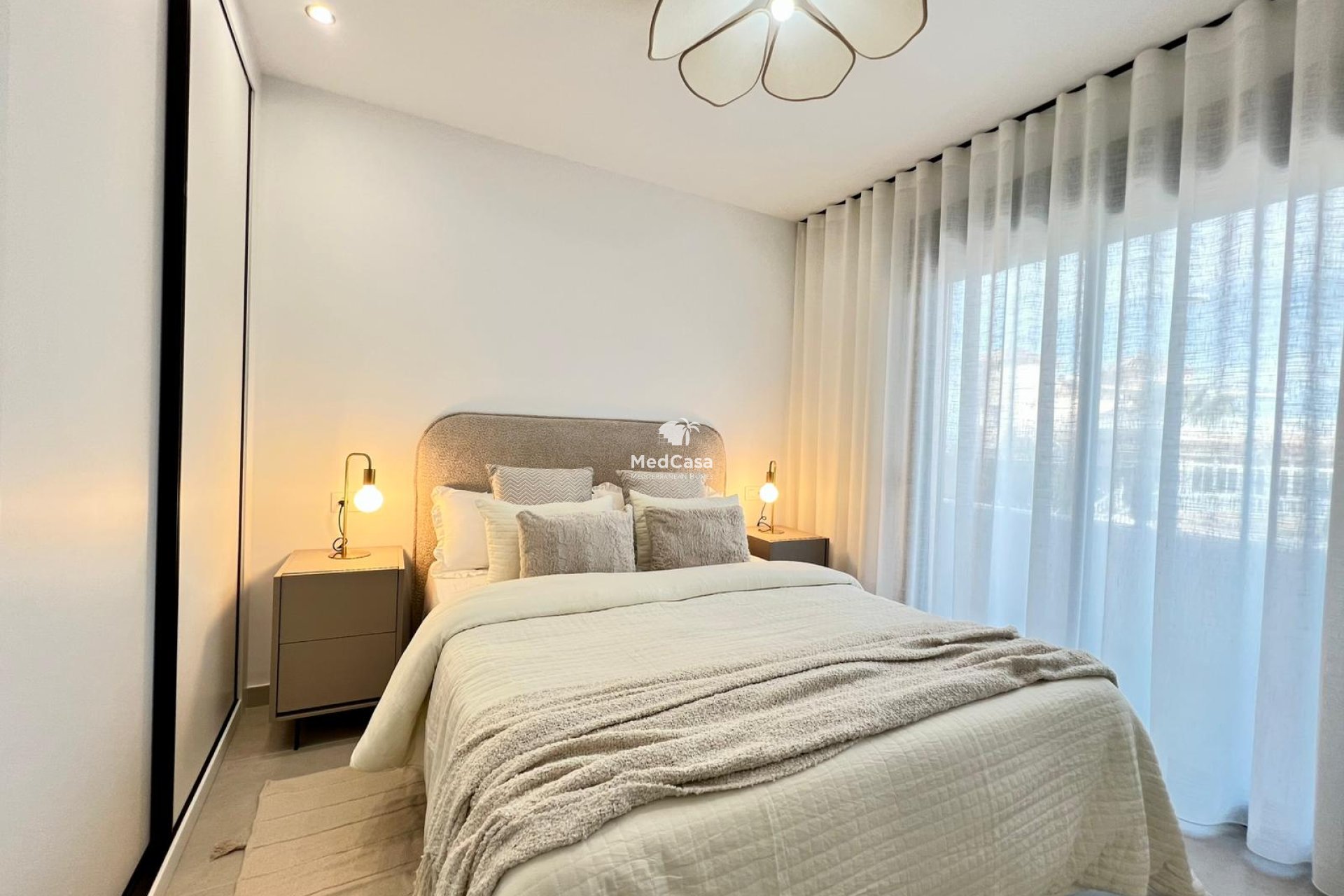 New Build - Townhouse -
Benferri