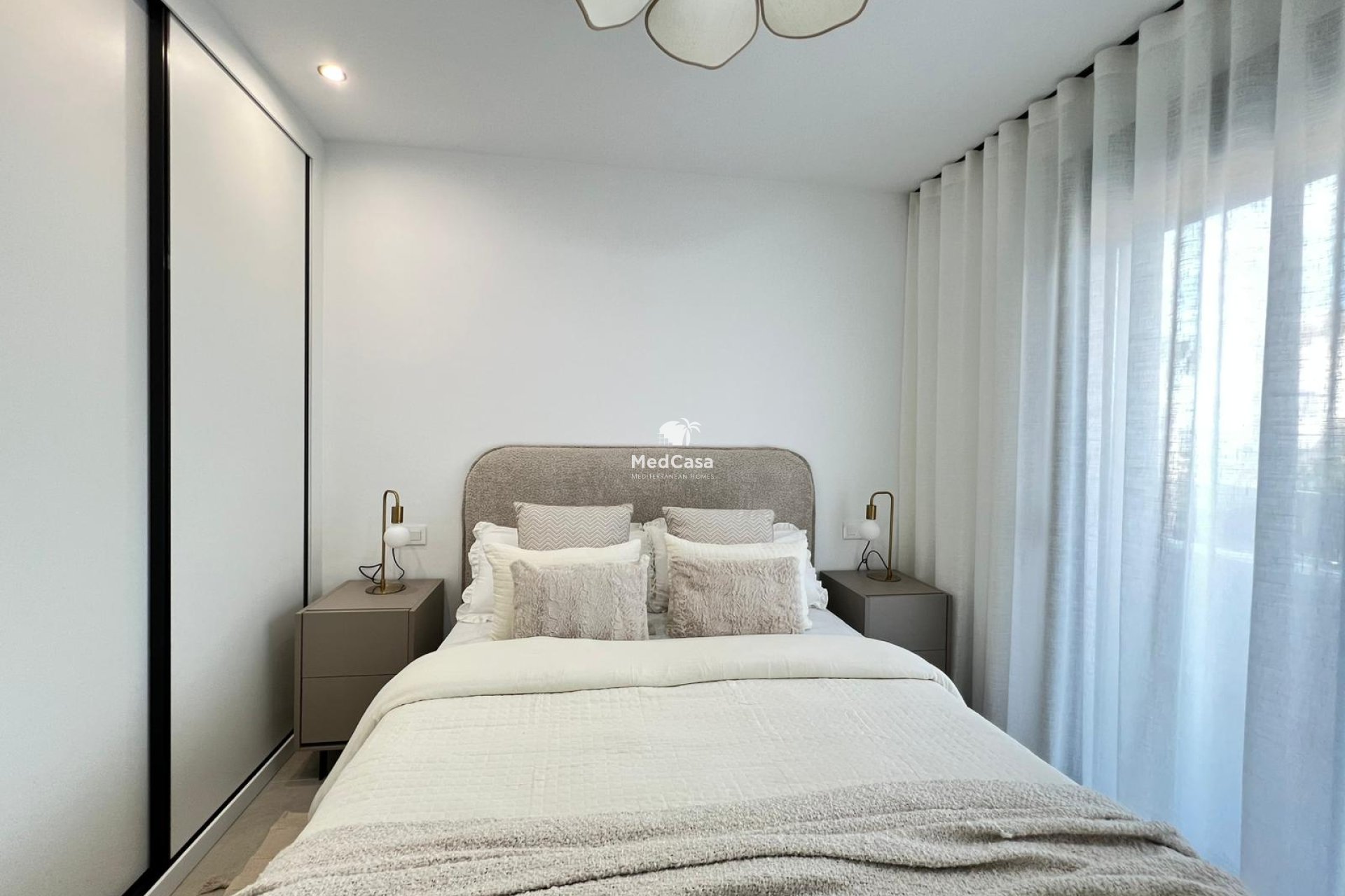 New Build - Townhouse -
Benferri