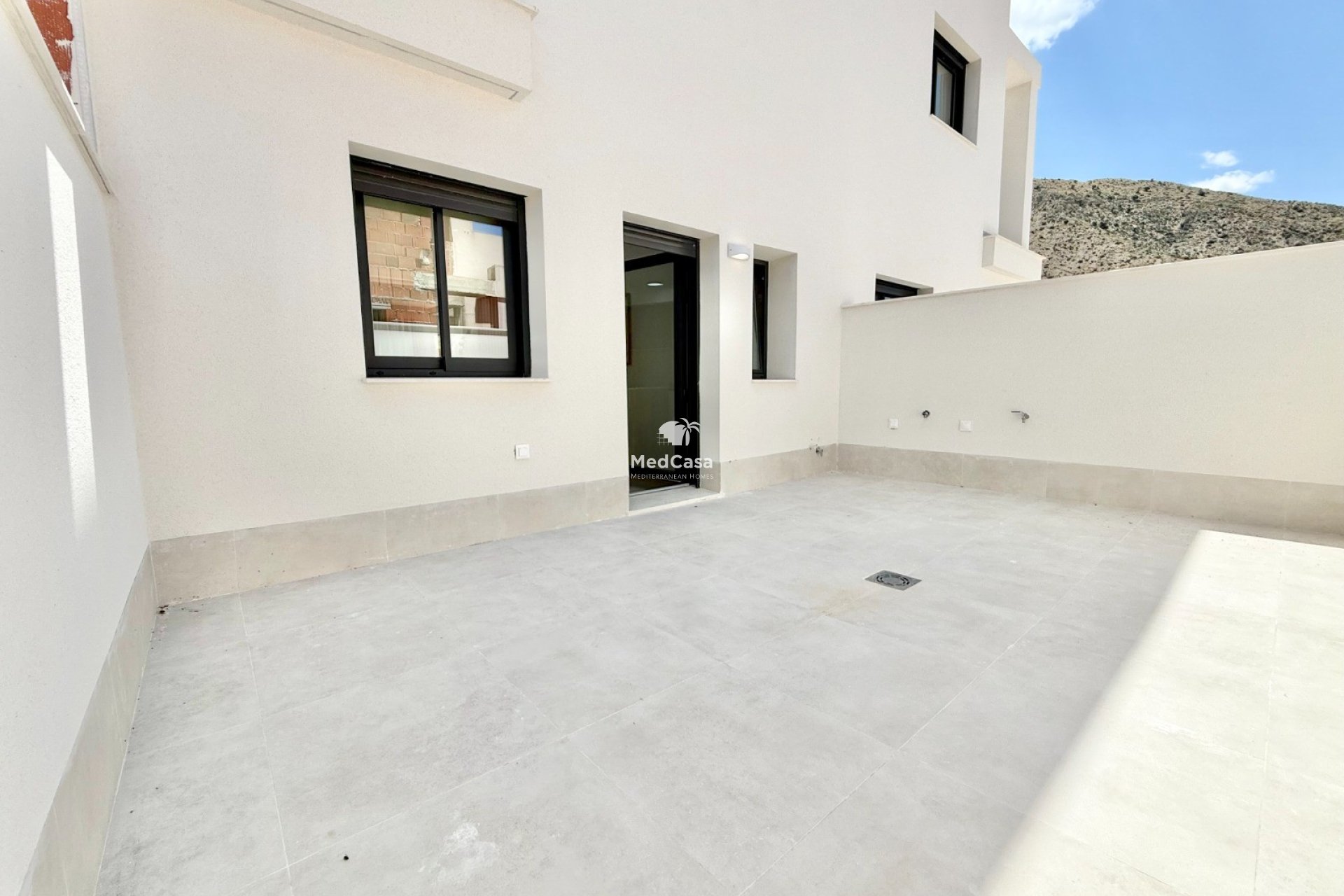 New Build - Townhouse -
Cox