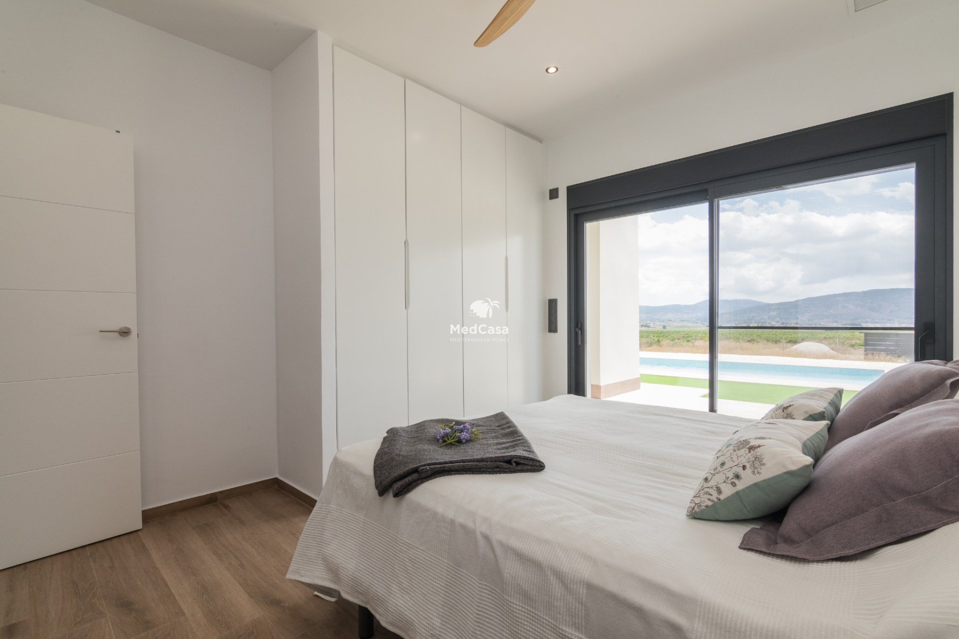 New Build - Villa -
Aspe