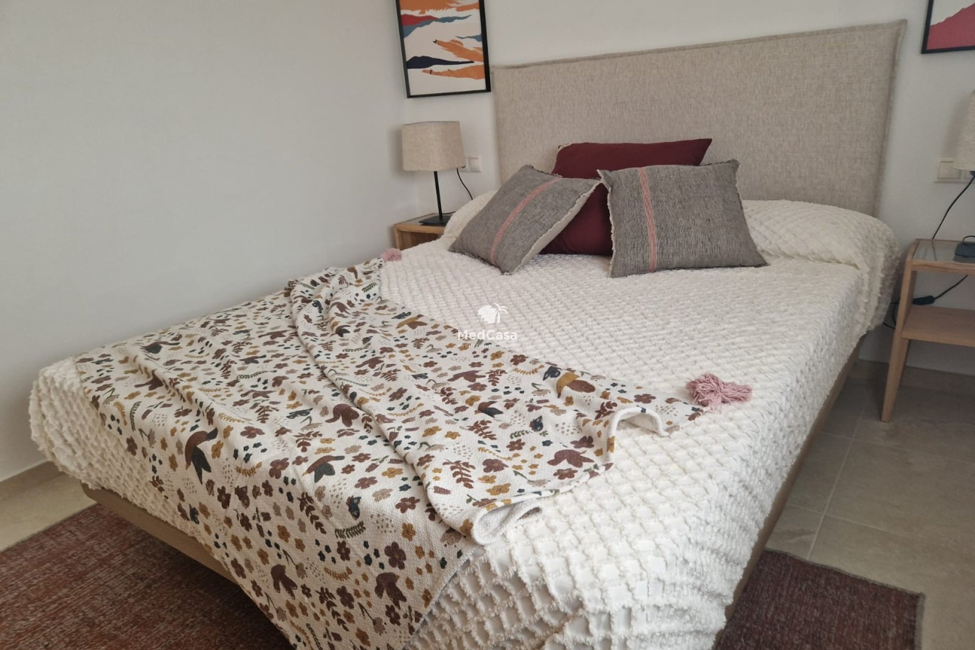 Obra nueva - Apartamento -
Avileses