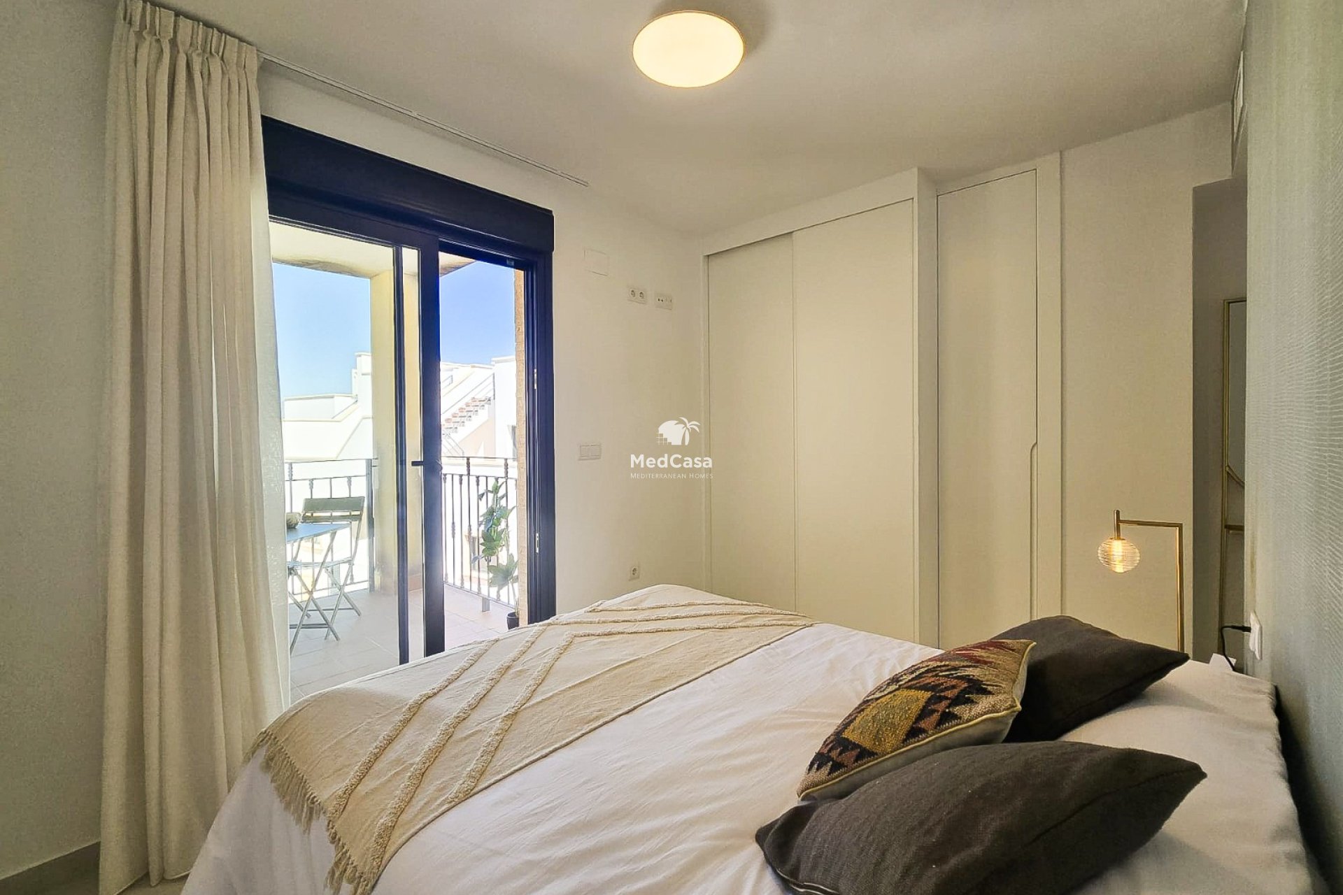 Obra nueva - Apartamento planta baja -
Cox
