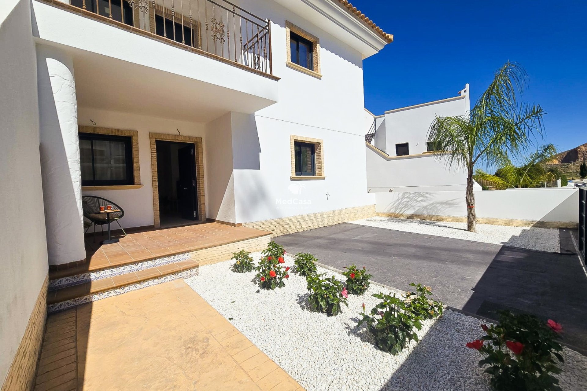 Obra nueva - Apartamento planta baja -
Cox
