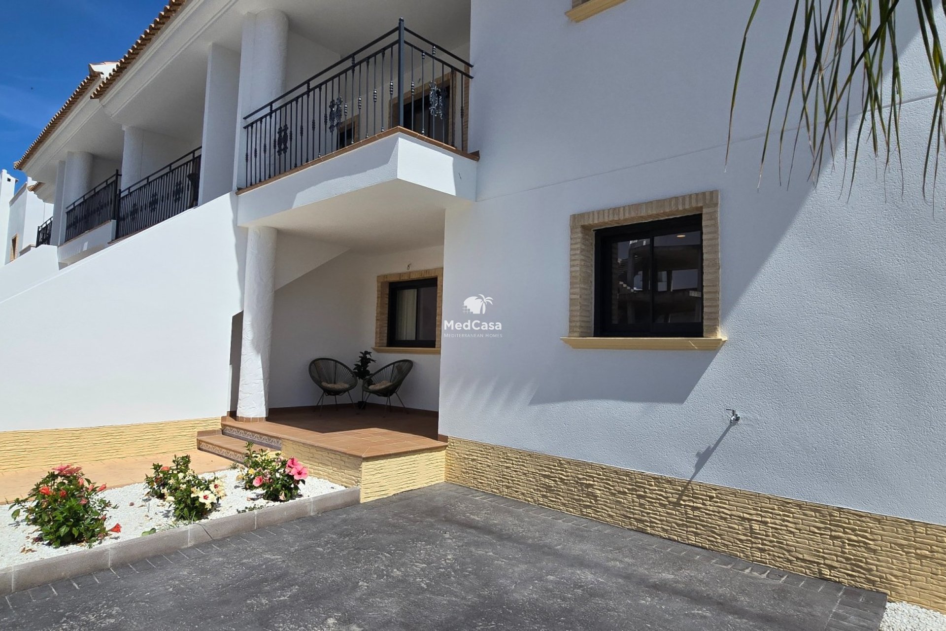Obra nueva - Apartamento planta baja -
Cox