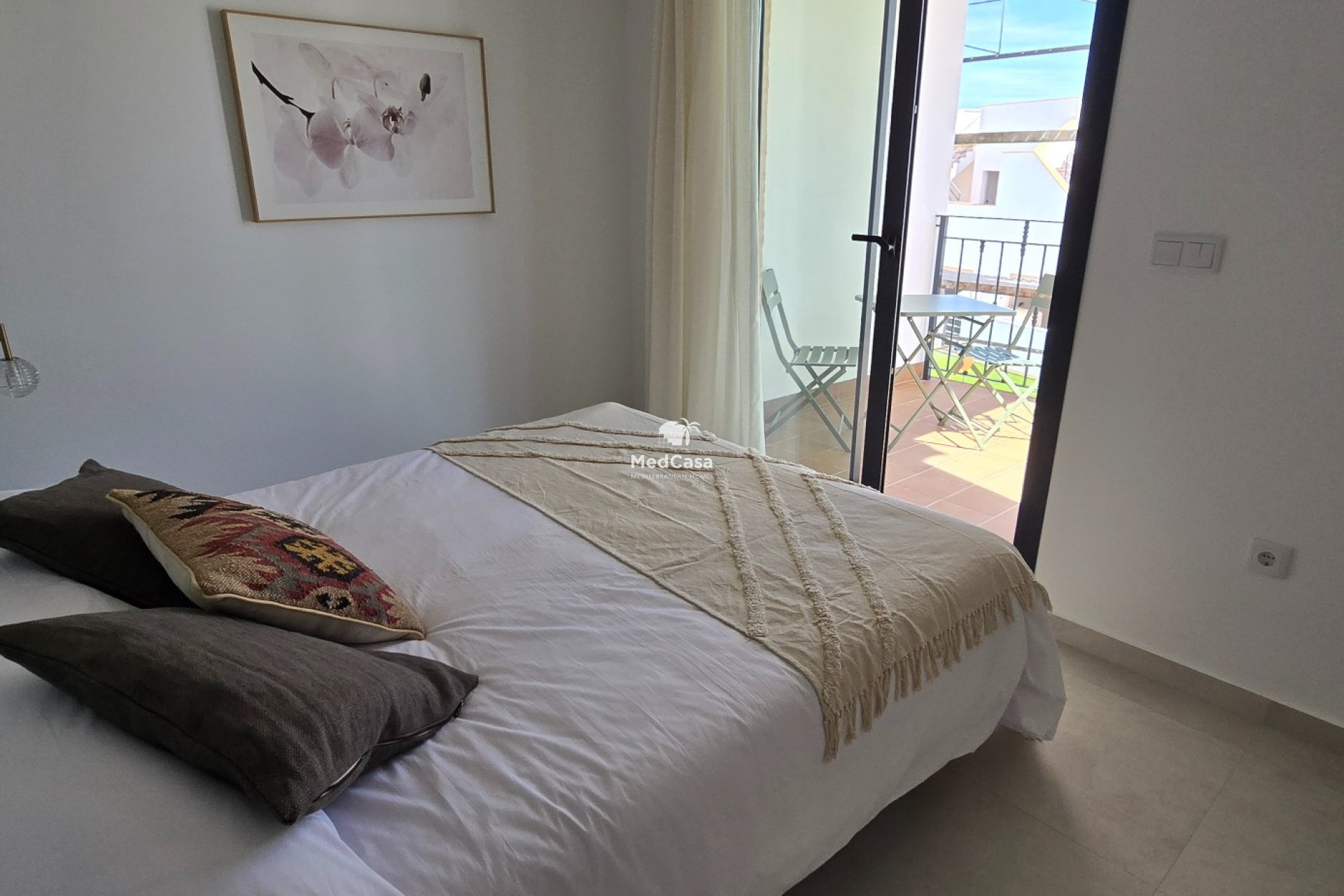 Obra nueva - Apartamento planta baja -
Cox