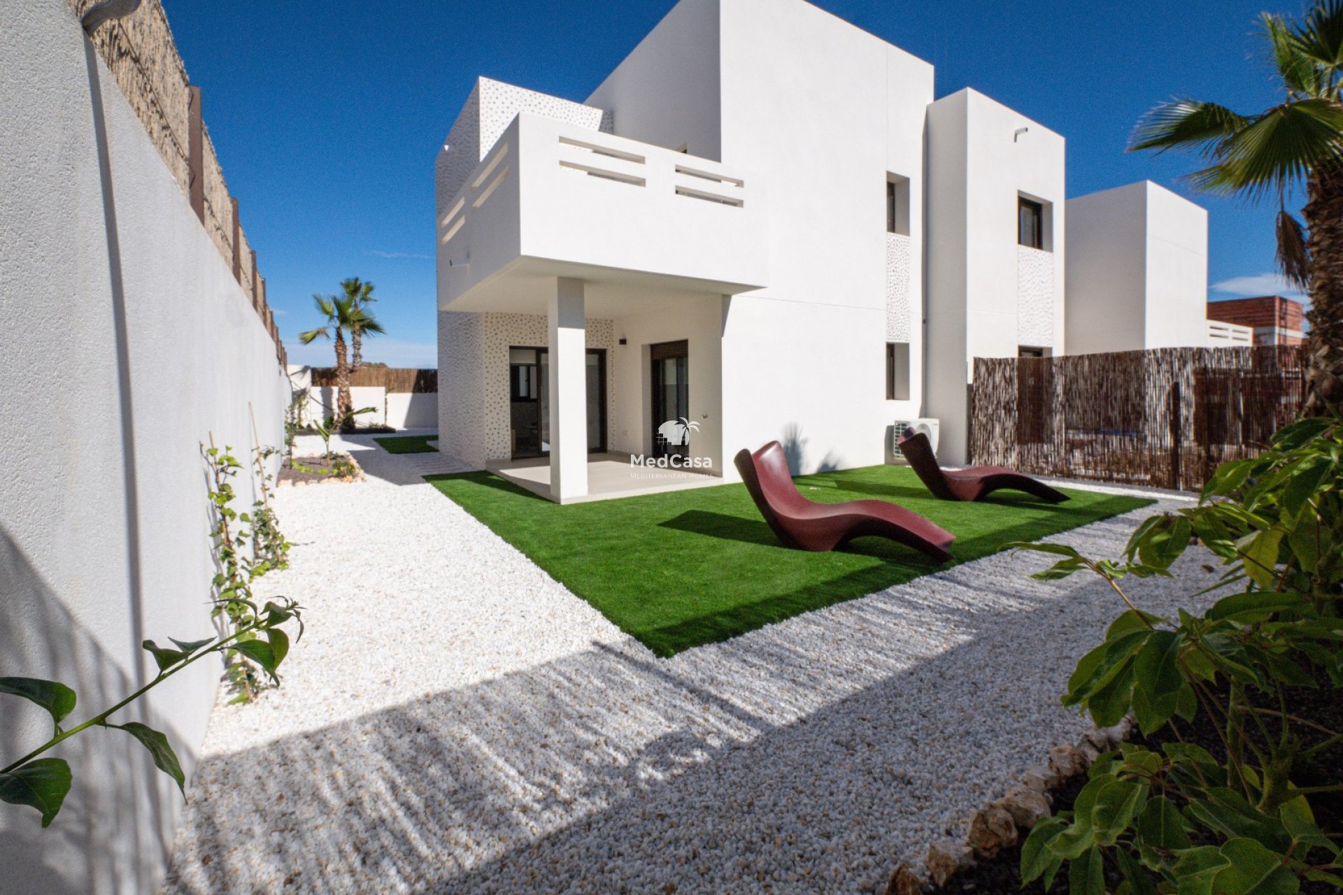 Obra nueva - Apartamento planta baja -
Golf La Finca