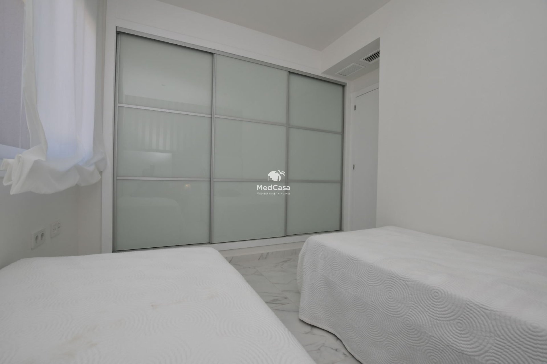 Obra nueva - Apartamento planta baja -
San Miguel de Salinas