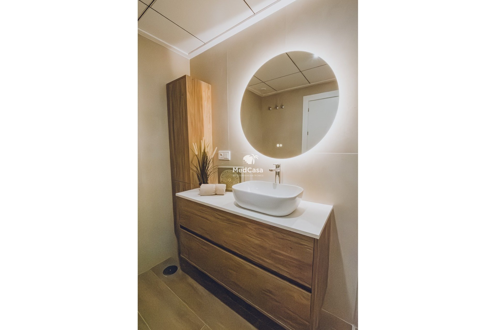 Obra nueva - Ático -
Redován