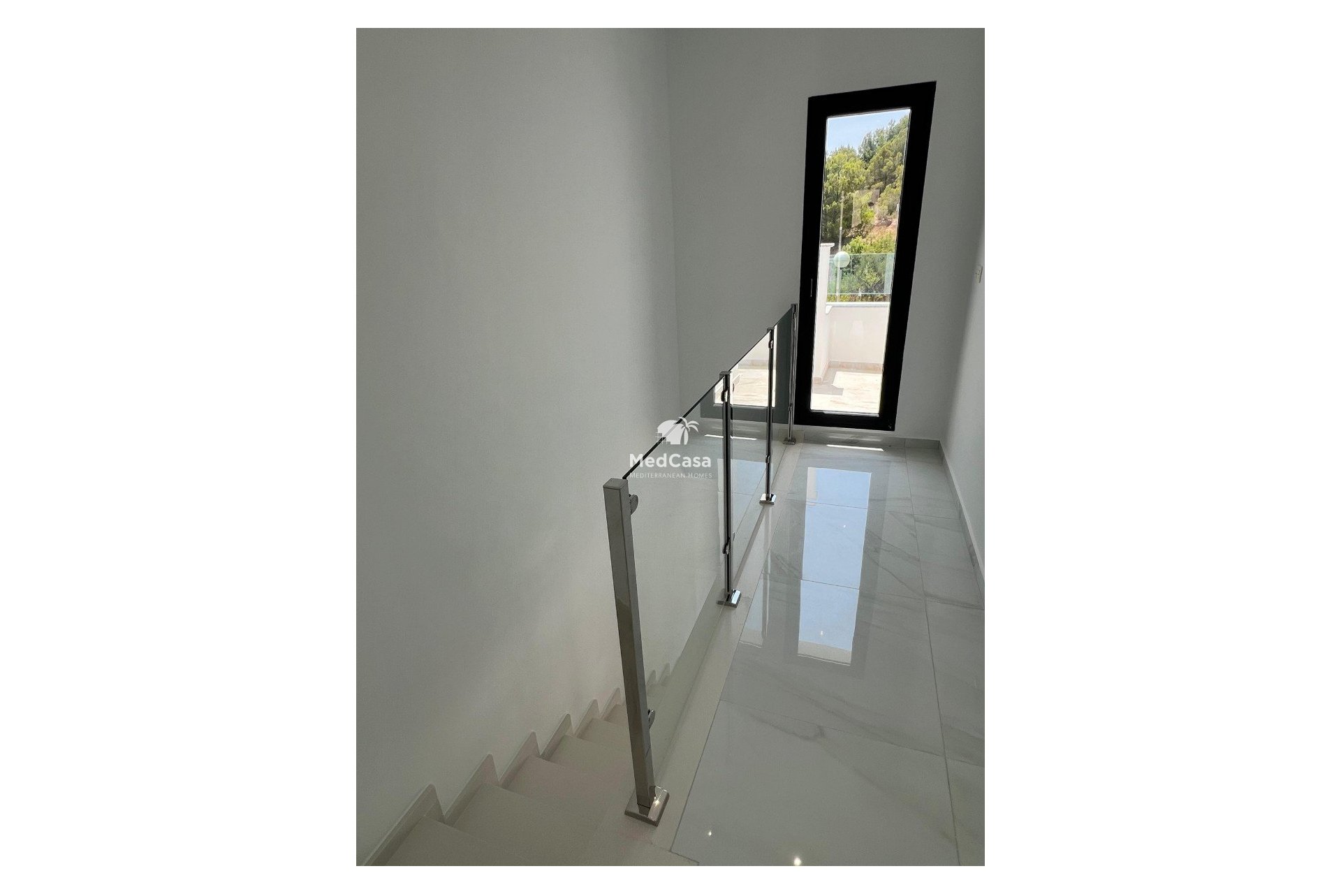 Obra nueva - Semi pareado -
Polop de La Marina