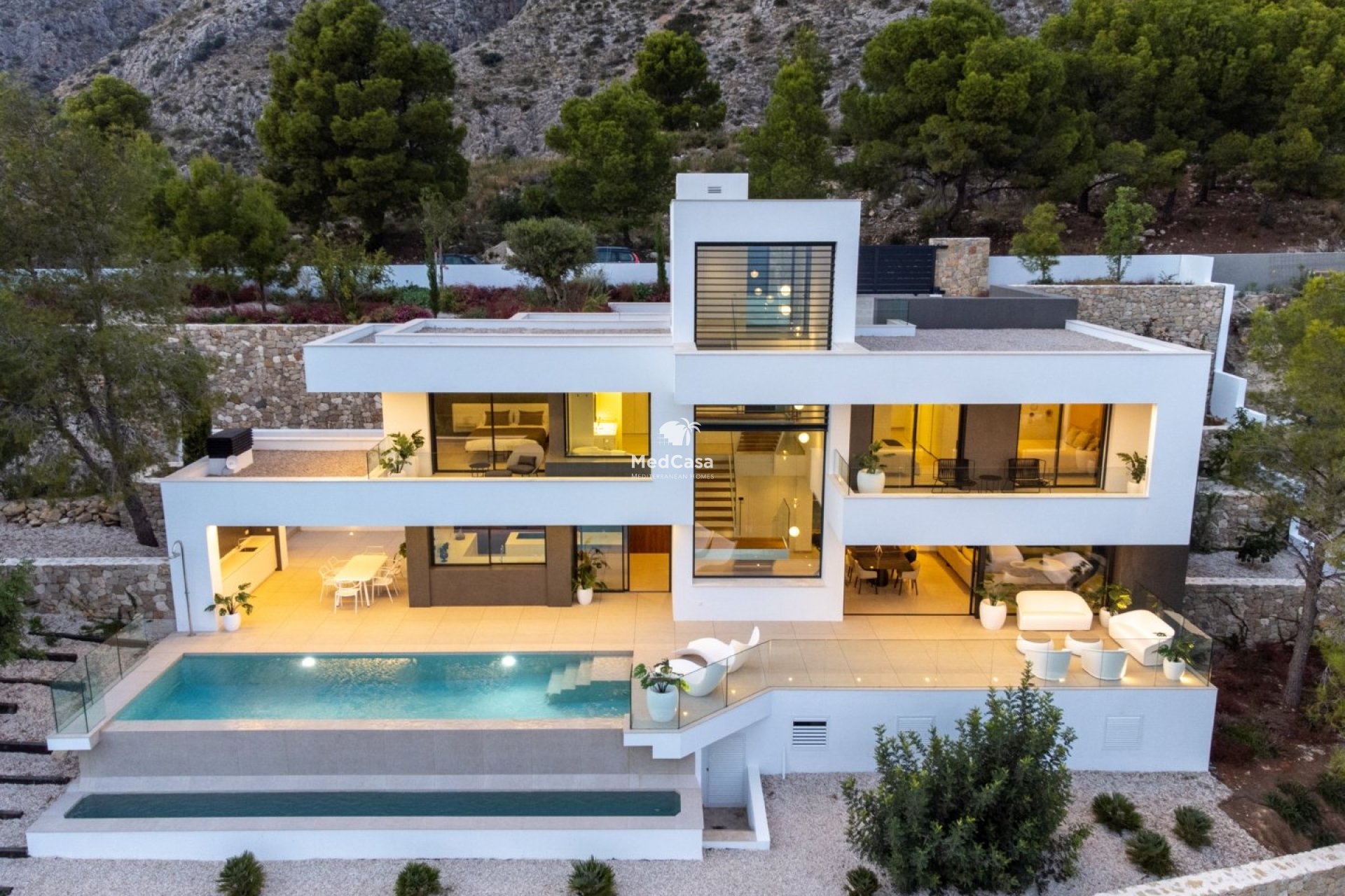Obra nueva - Villa -
Altea