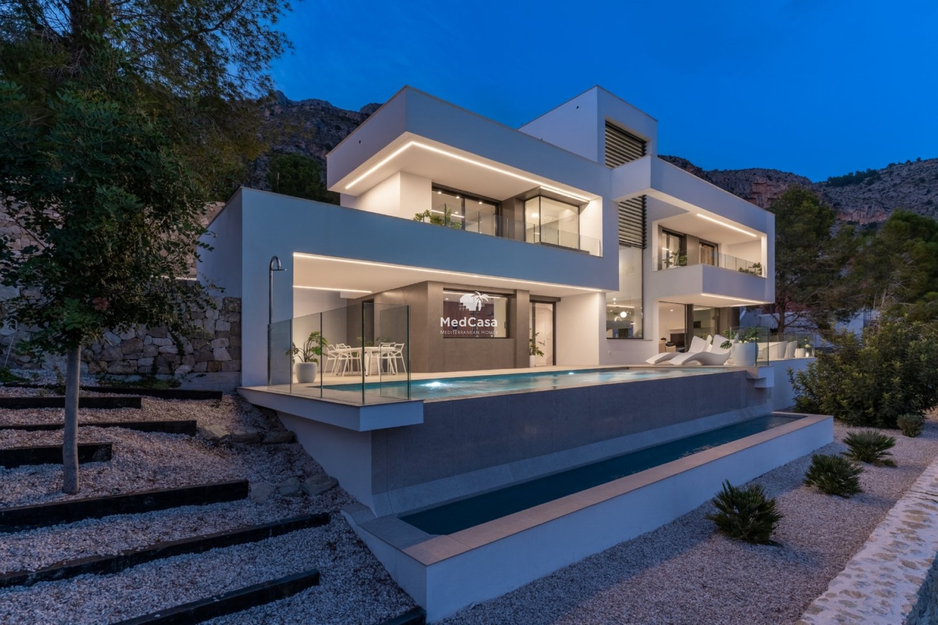 Obra nueva - Villa -
Altea
