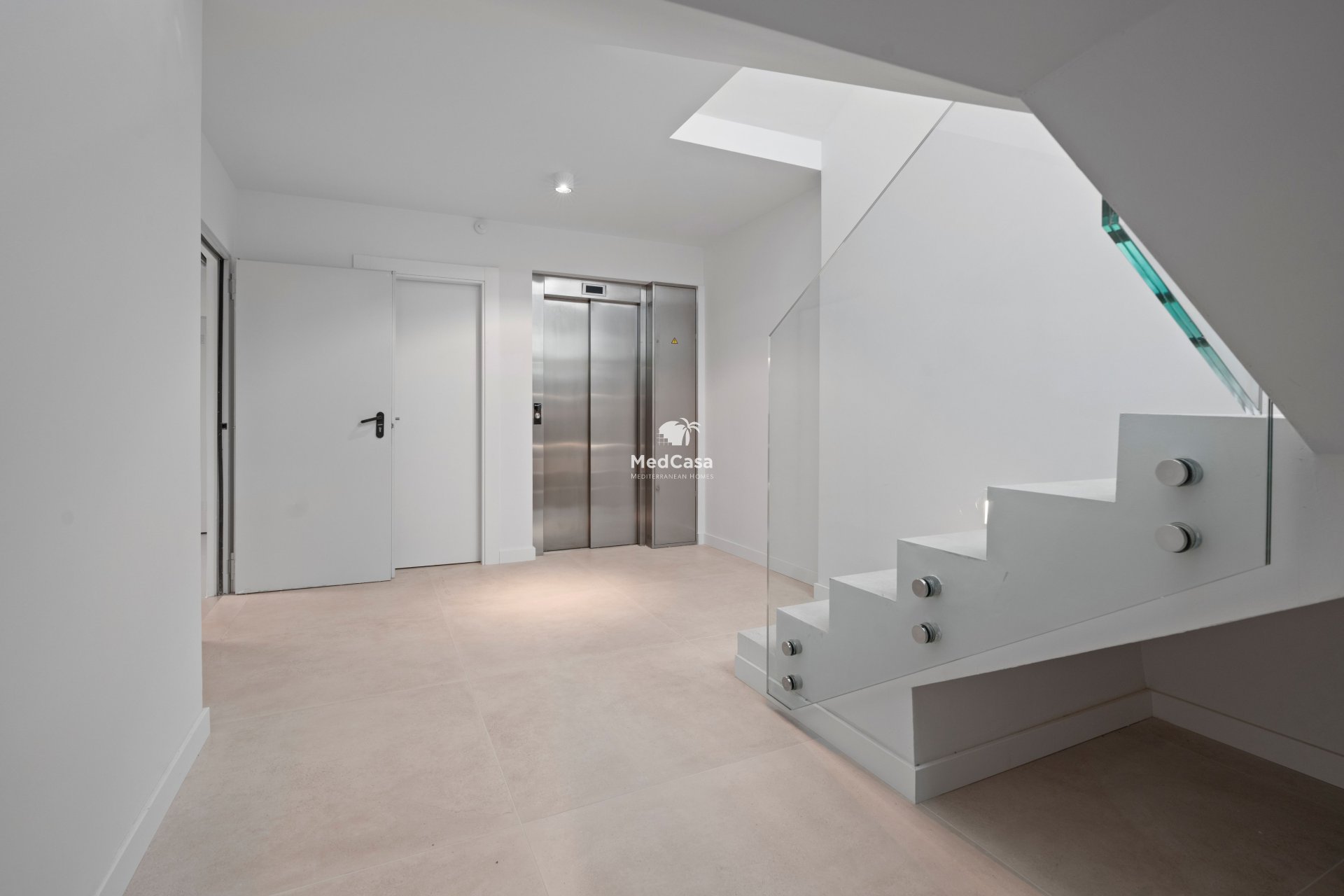 Obra nueva - Villa -
Benidorm