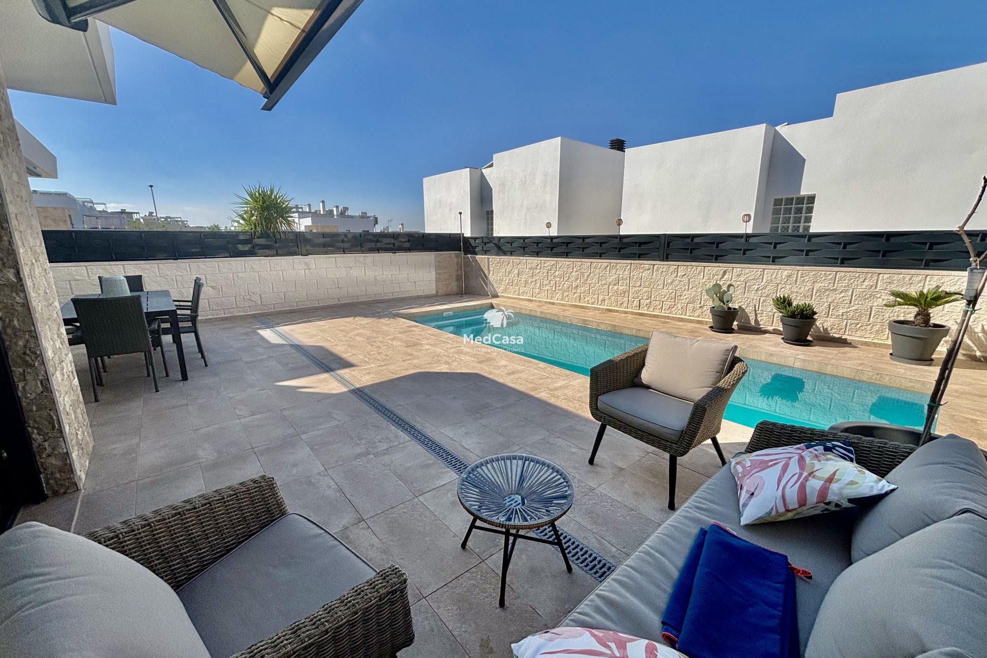 Obra nueva - Villa -
Benijofar