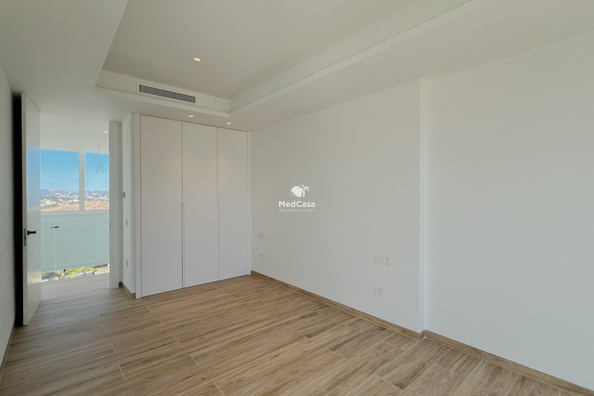 Obra nueva - Villa -
Benissa