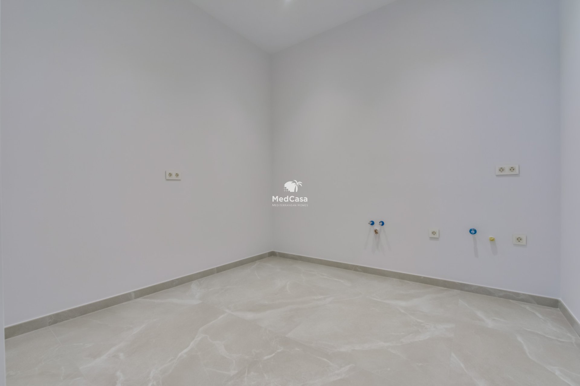 Obra nueva - Villa -
Finestrat