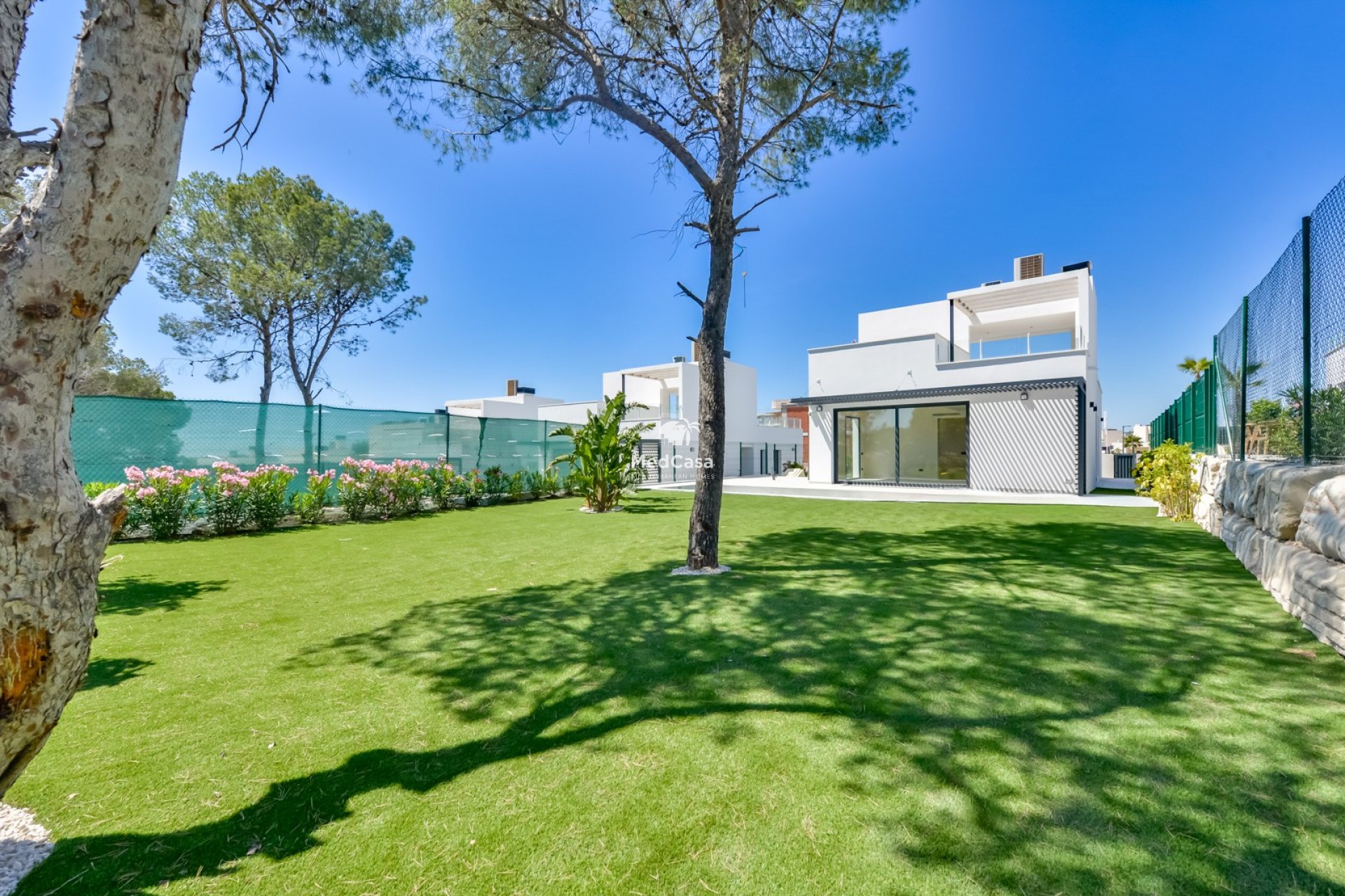Obra nueva - Villa -
Finestrat