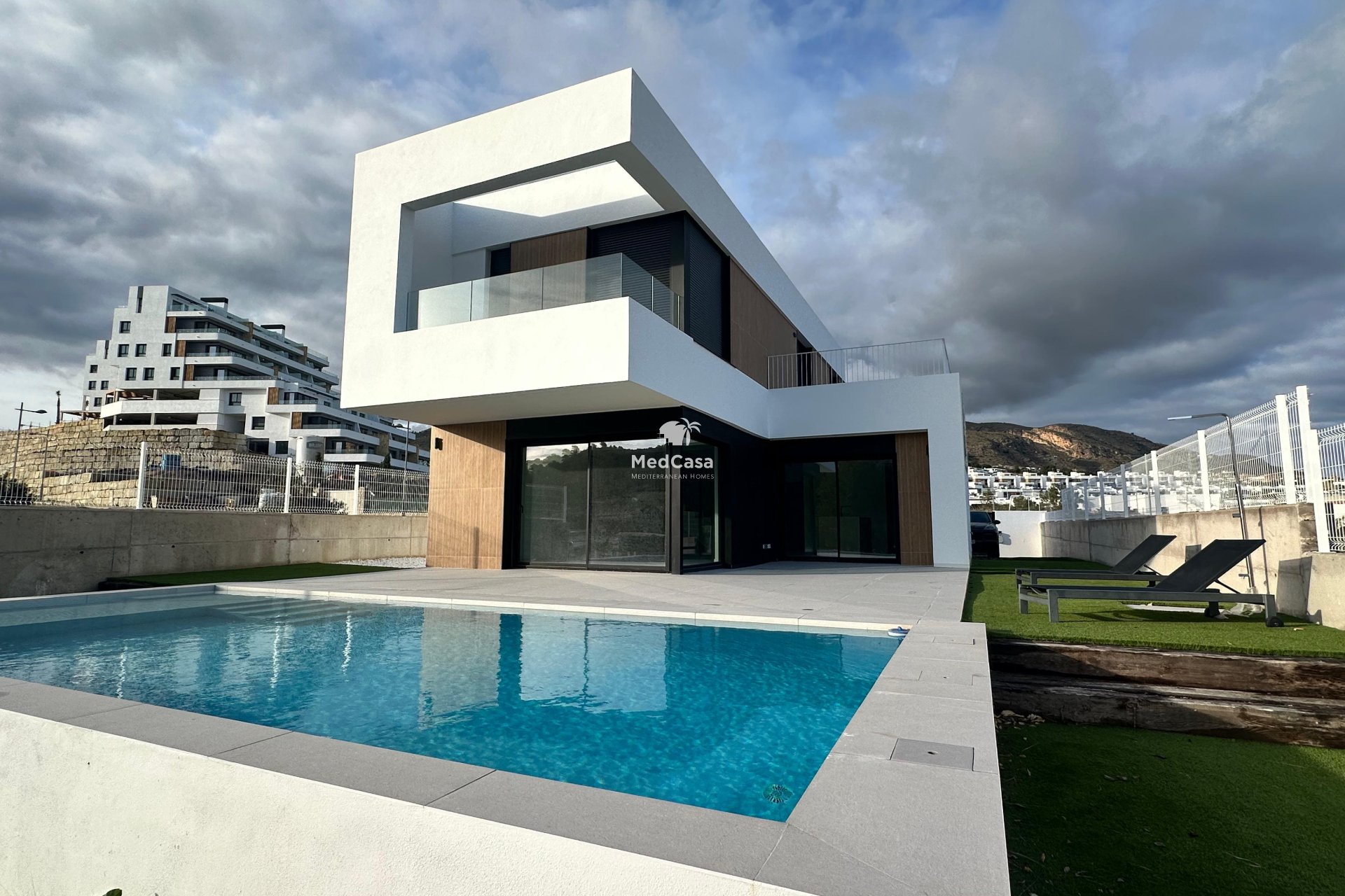 Obra nueva - Villa -
Finestrat