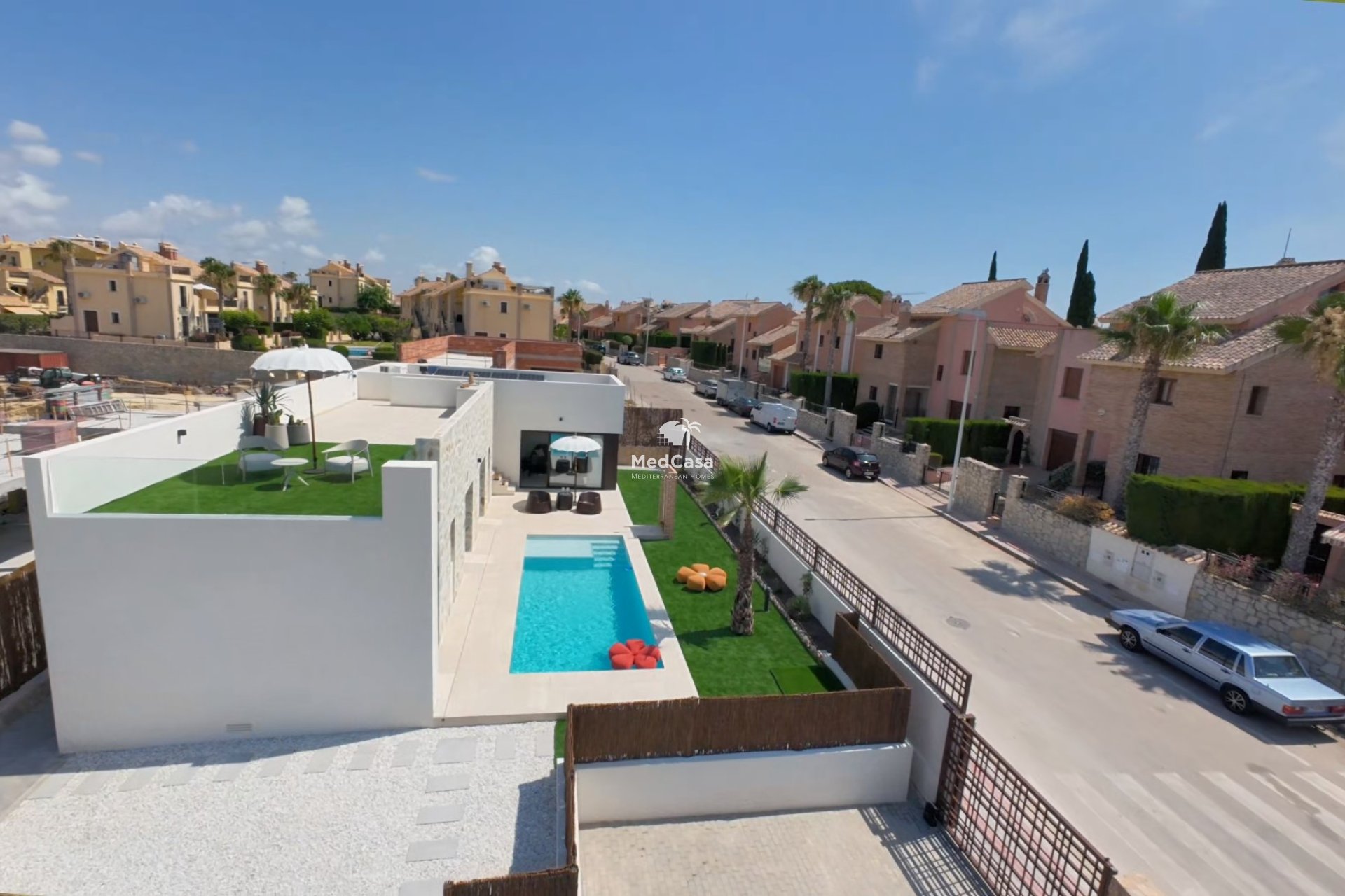 Obra nueva - Villa -
Golf La Finca