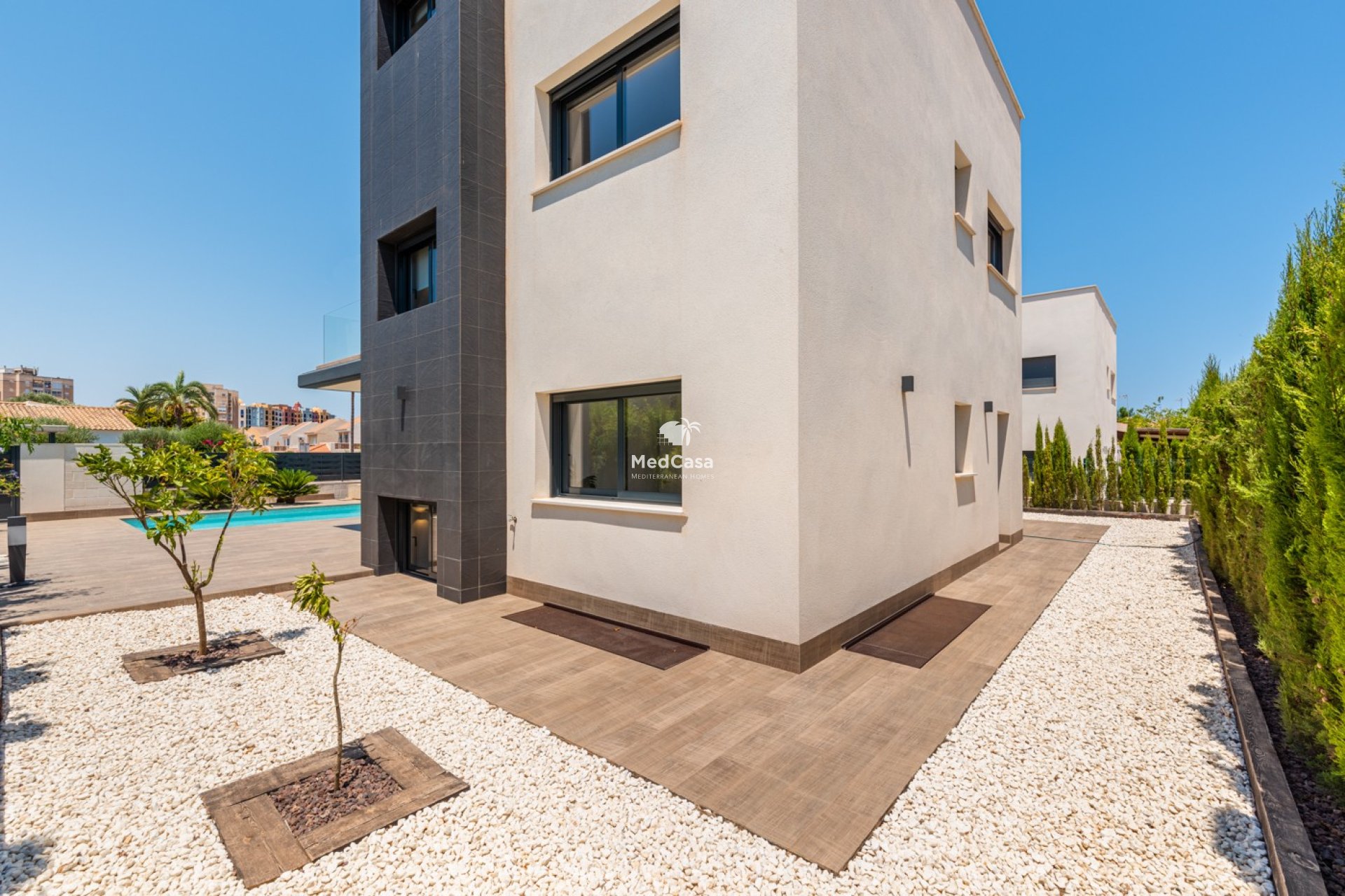Obra nueva - Villa -
La Manga
