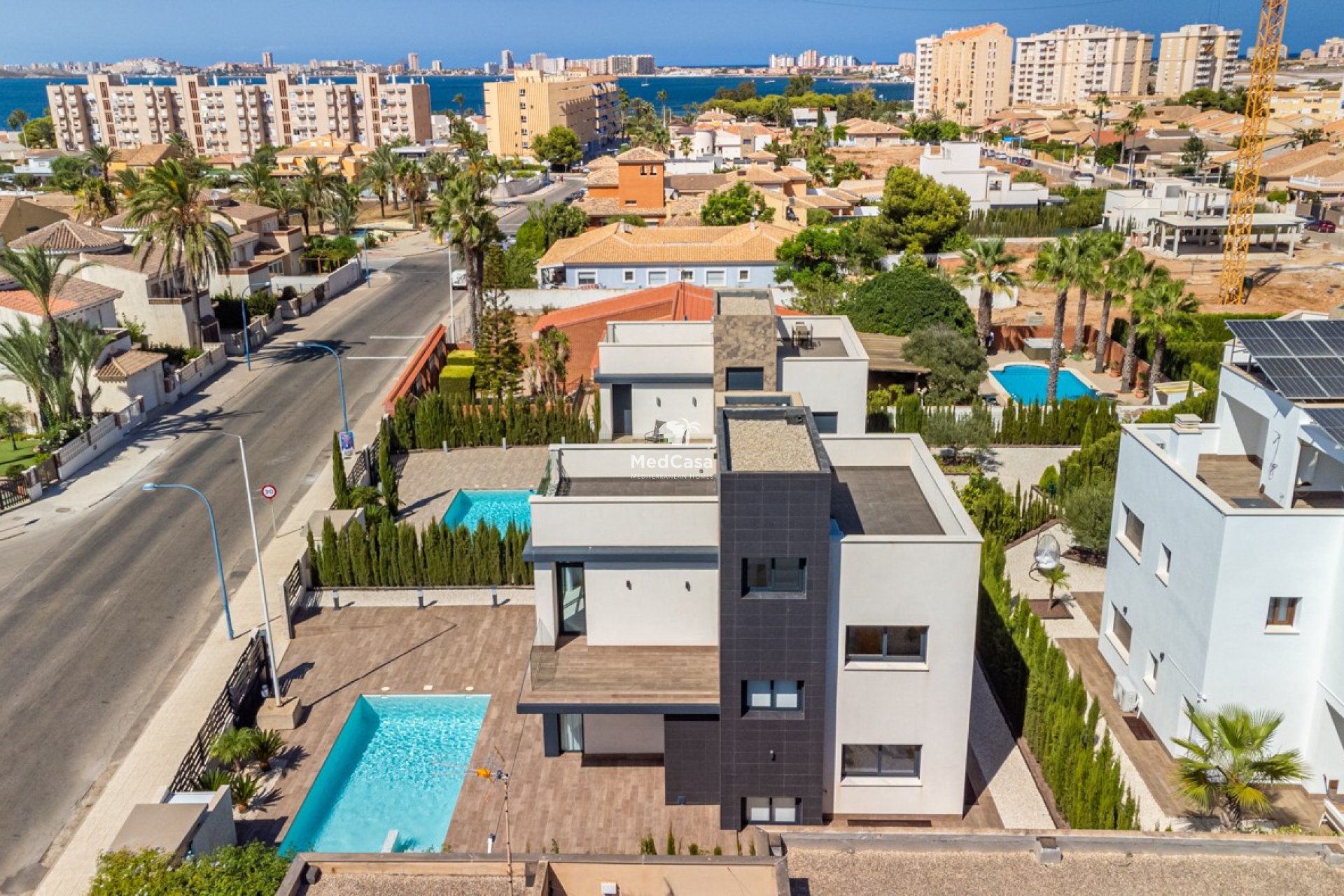 Obra nueva - Villa -
La Manga